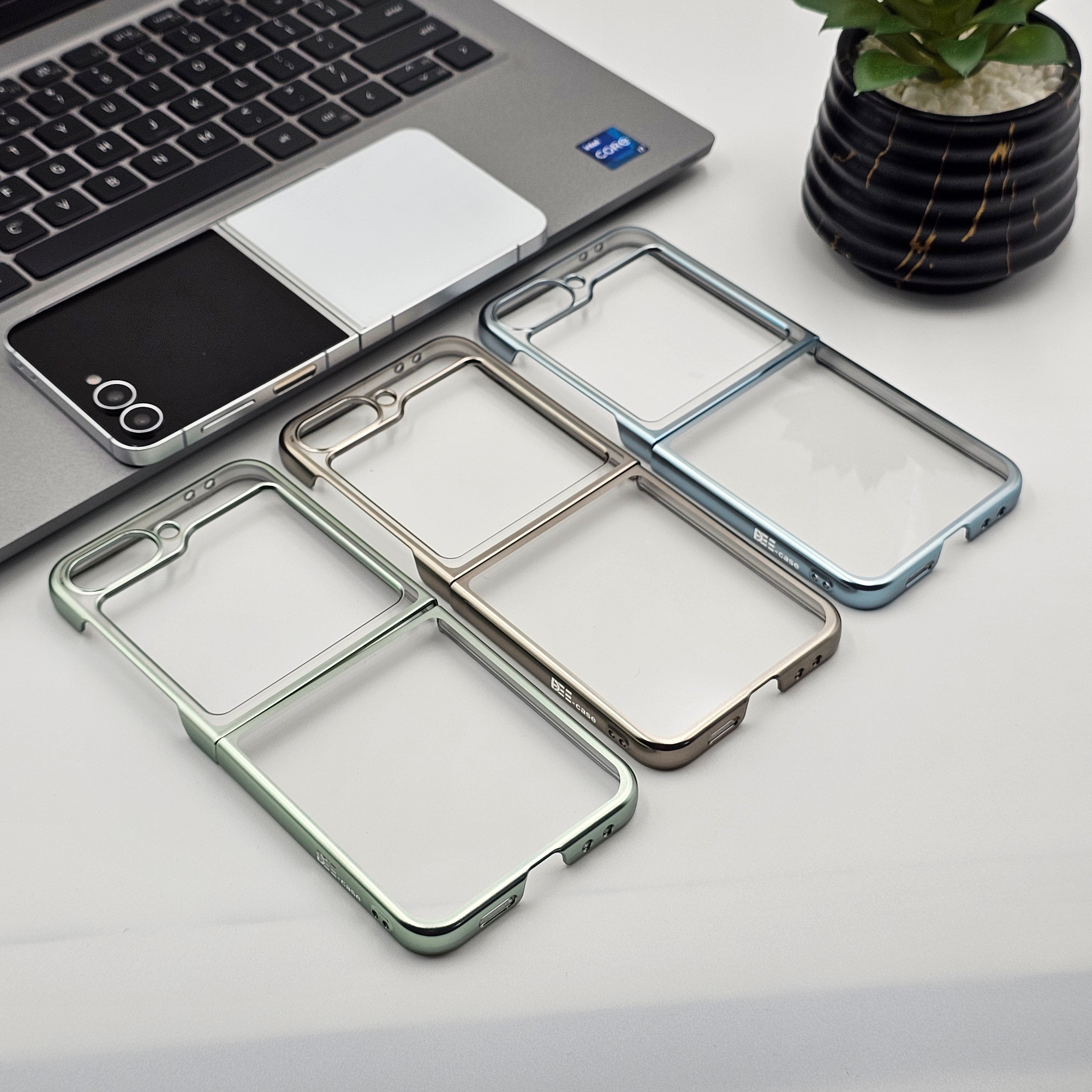 Chrome Hard Case Anti-Yellow for Samsung Galaxy Z Flip 6 | Premium Chrome Finish | Non-Slip Grip