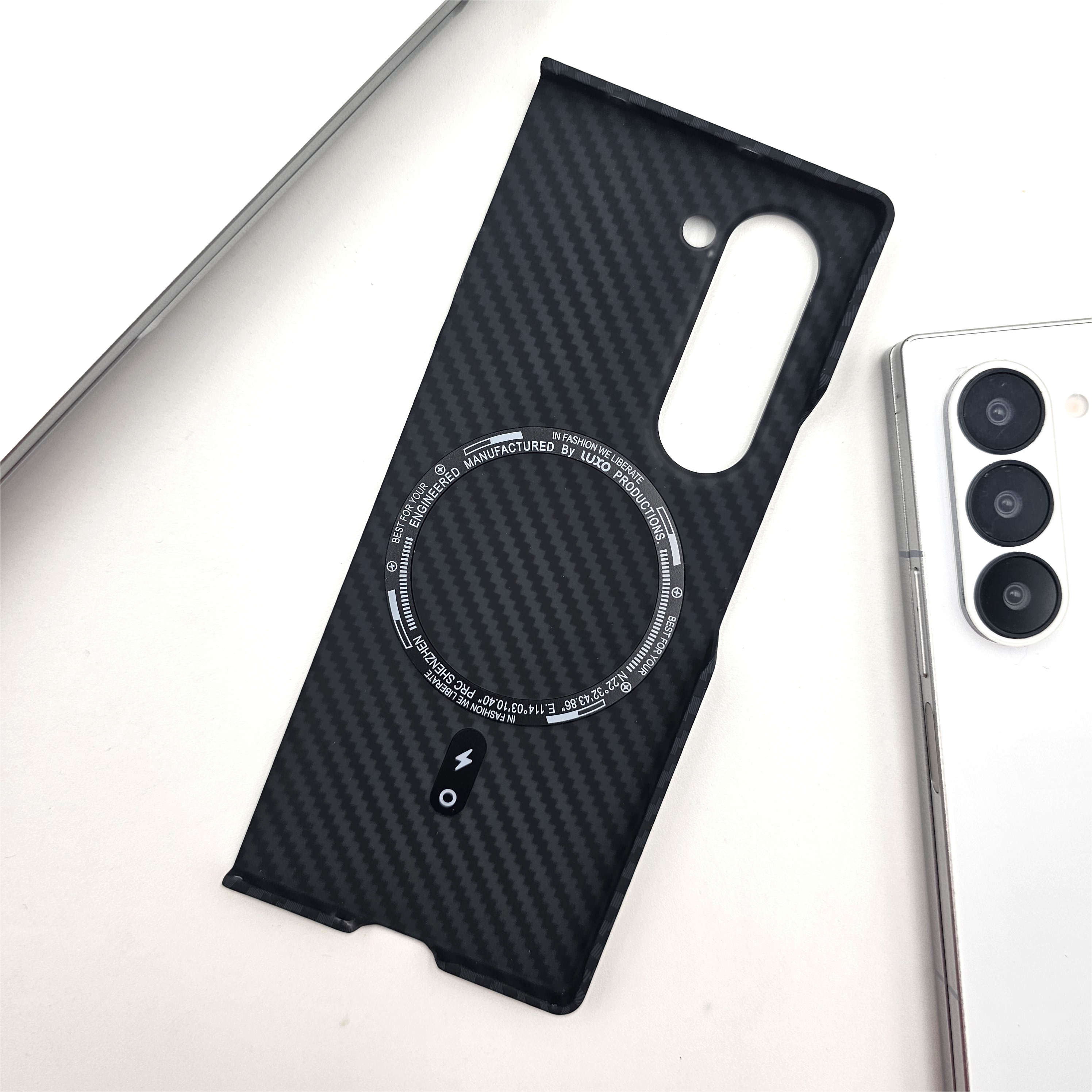 Black Premium Slim Case for Samsung Galaxy Z Fold 8 Ultra | Rare Aramid Texture Finish | Real Carbon Fibre Feel | Hidden MagSafe