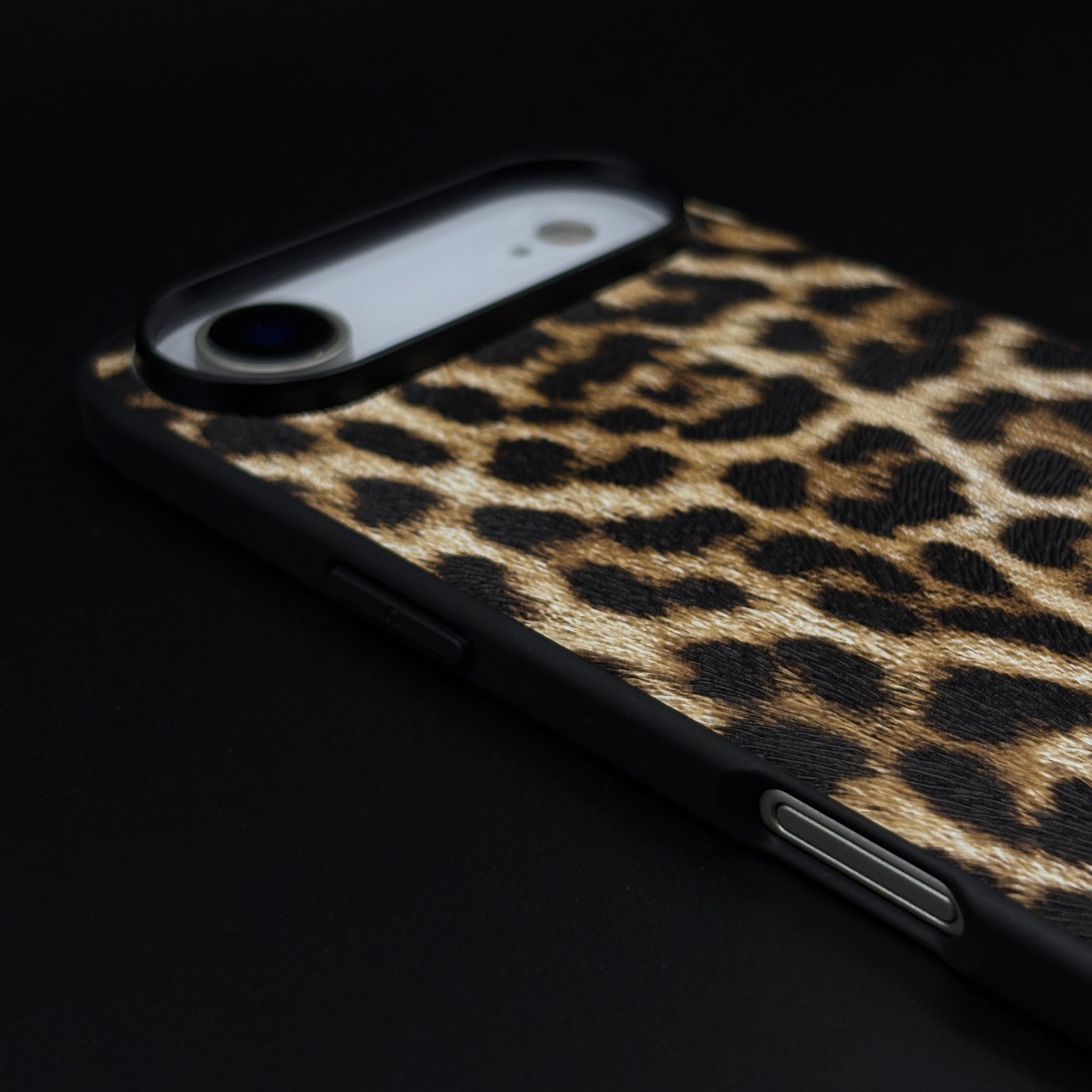 D&G Luxury Leopard Print Case for iPhone 17 Air | Designer Protective Cover