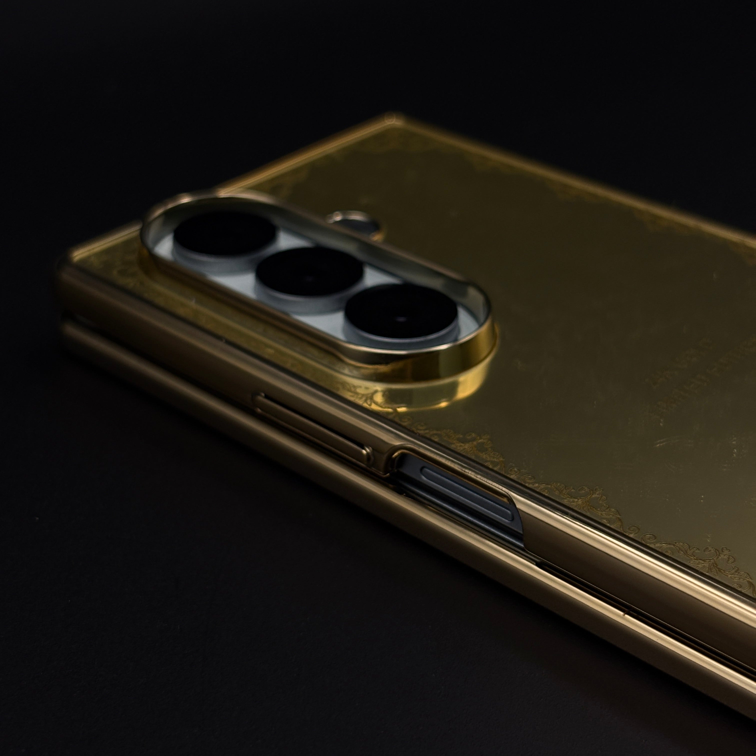 Handcrafted 24K Gold Plated Luxury Fashion Brand Case for Samsung Galaxy Z Fold 7 | Luxury Limited Edition Cover