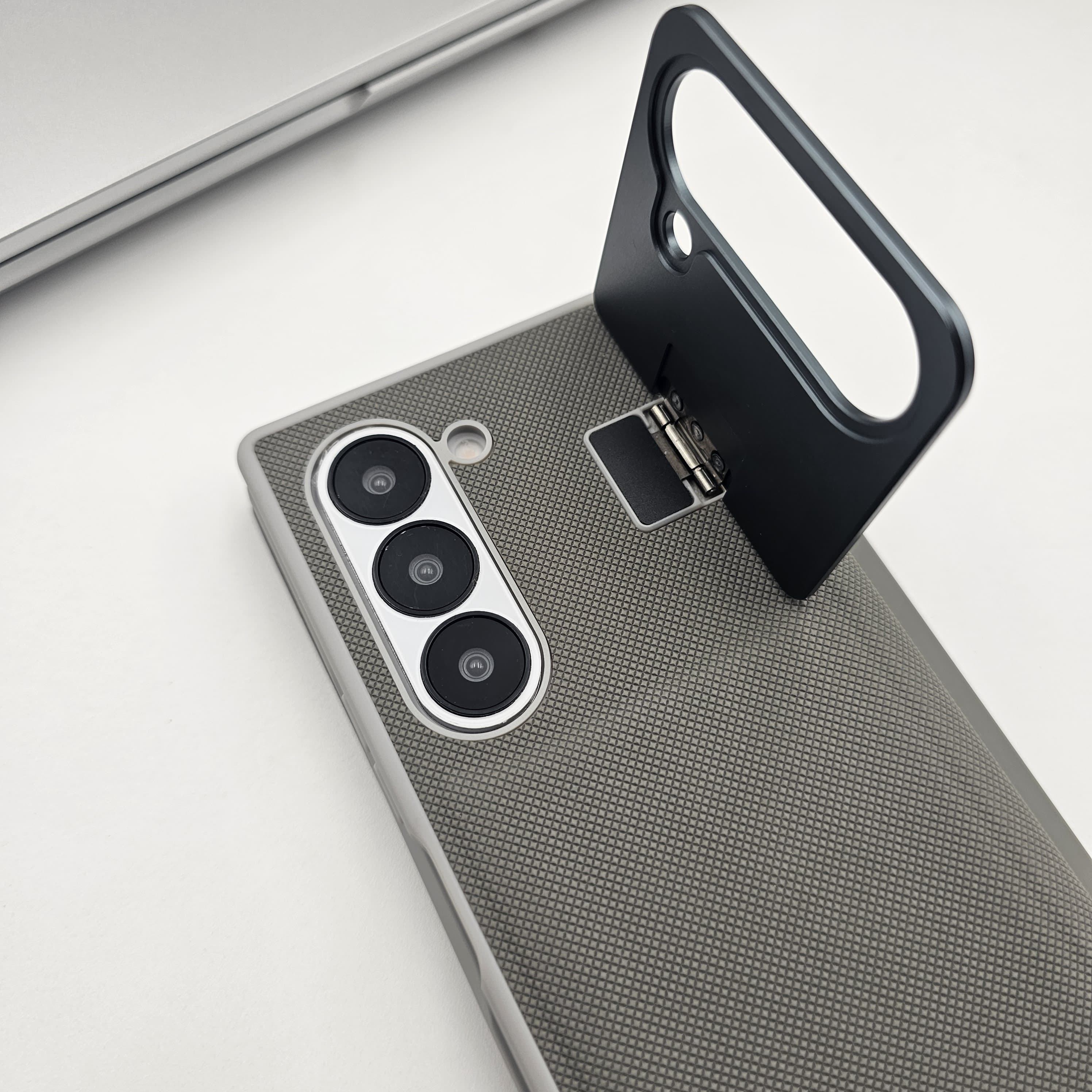 Samsung Galaxy Z Fold 6 Dotted Feel Leather Flip Card Holder S Pen Holder Case