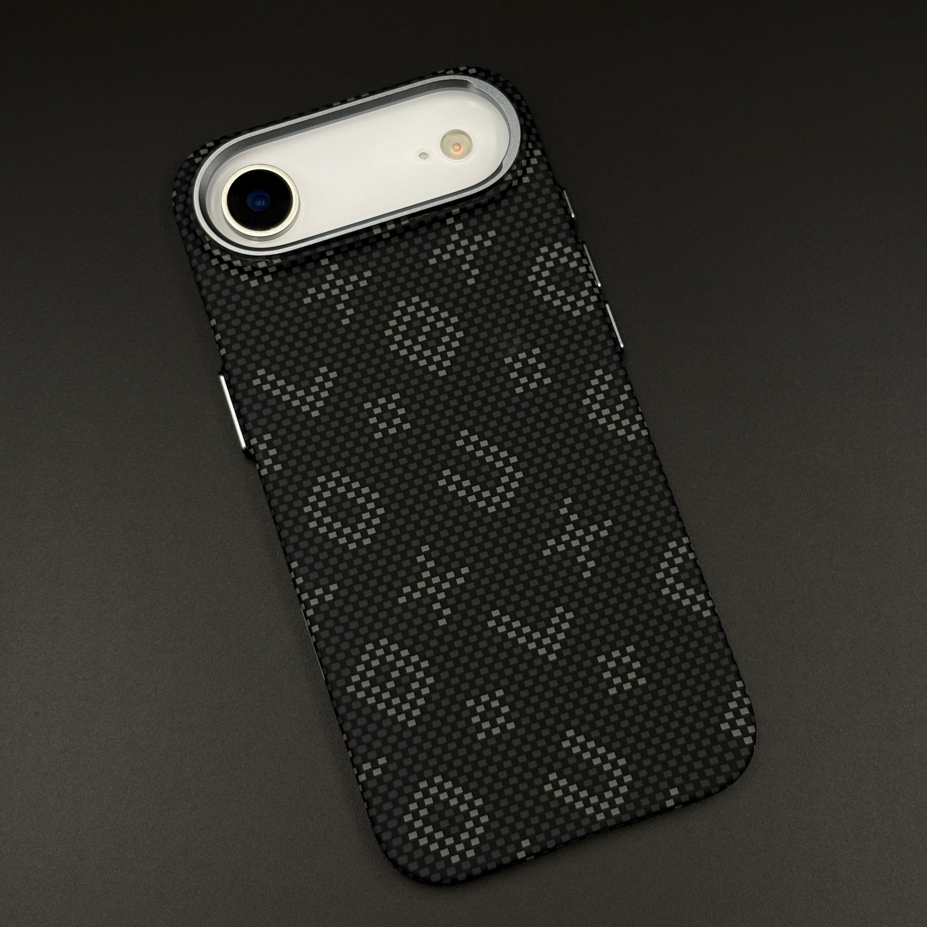 Glow in the Dark Aramid Fiber Phone Case Cover for iPhone 17 Air | Hidden Magsafe | Luminous Design