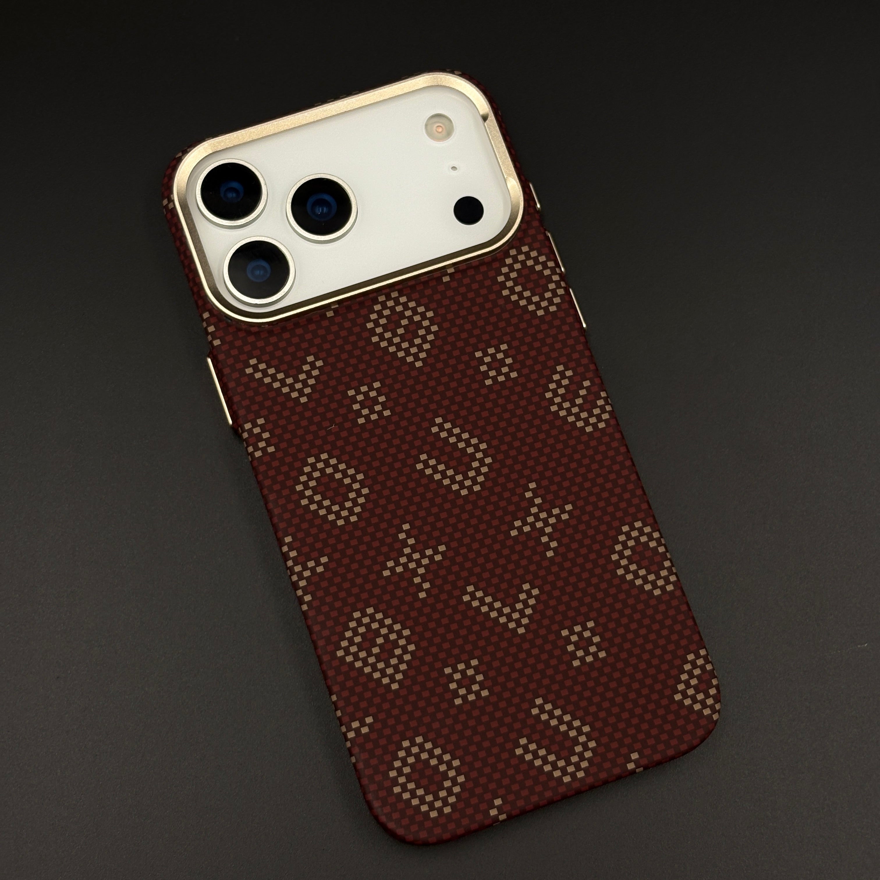 Glow in the Dark Aramid Fiber Phone Case Cover for iPhone 17 Series | Hidden Magsafe | Luminous Design