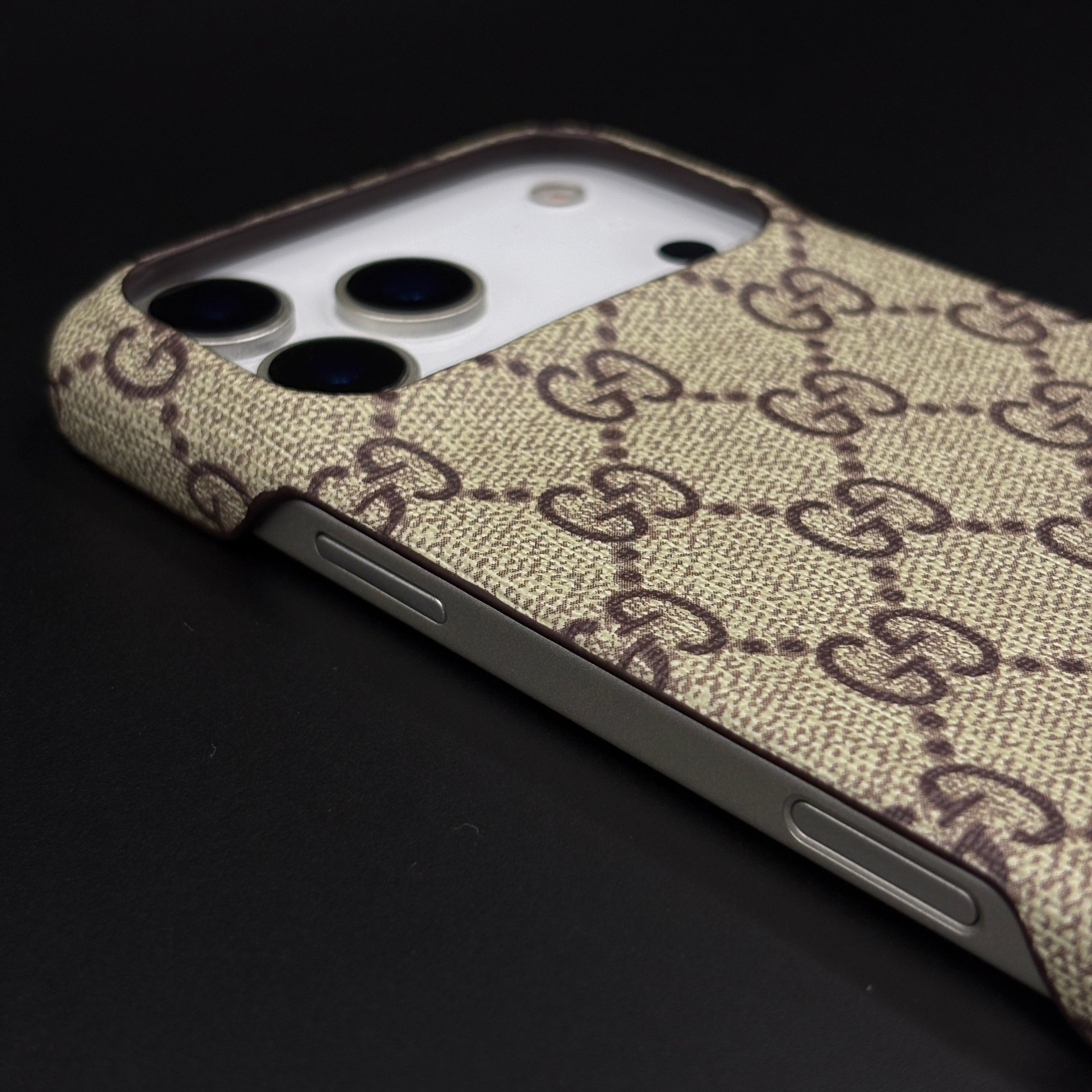 GG Monogram Luxury Pattern Mobile Case Cover for iPhone 17 Series | Premium Emblem Canvas Edition