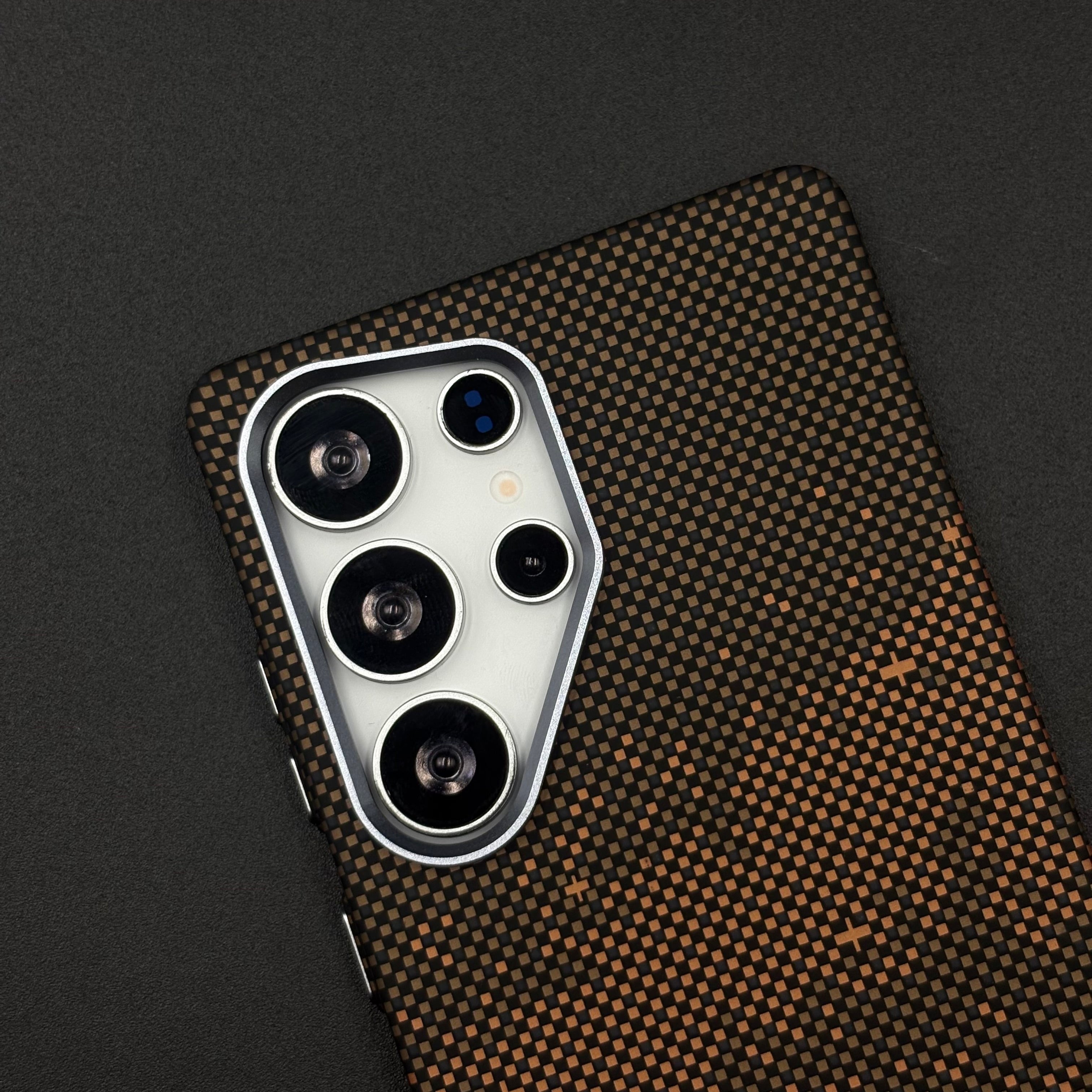 Samsung Galaxy S25 Ultra Brown Premium Slim Case | Rare Aramid Texture Finish | Real Carbon Fibre Feel | Hidden MagSafe