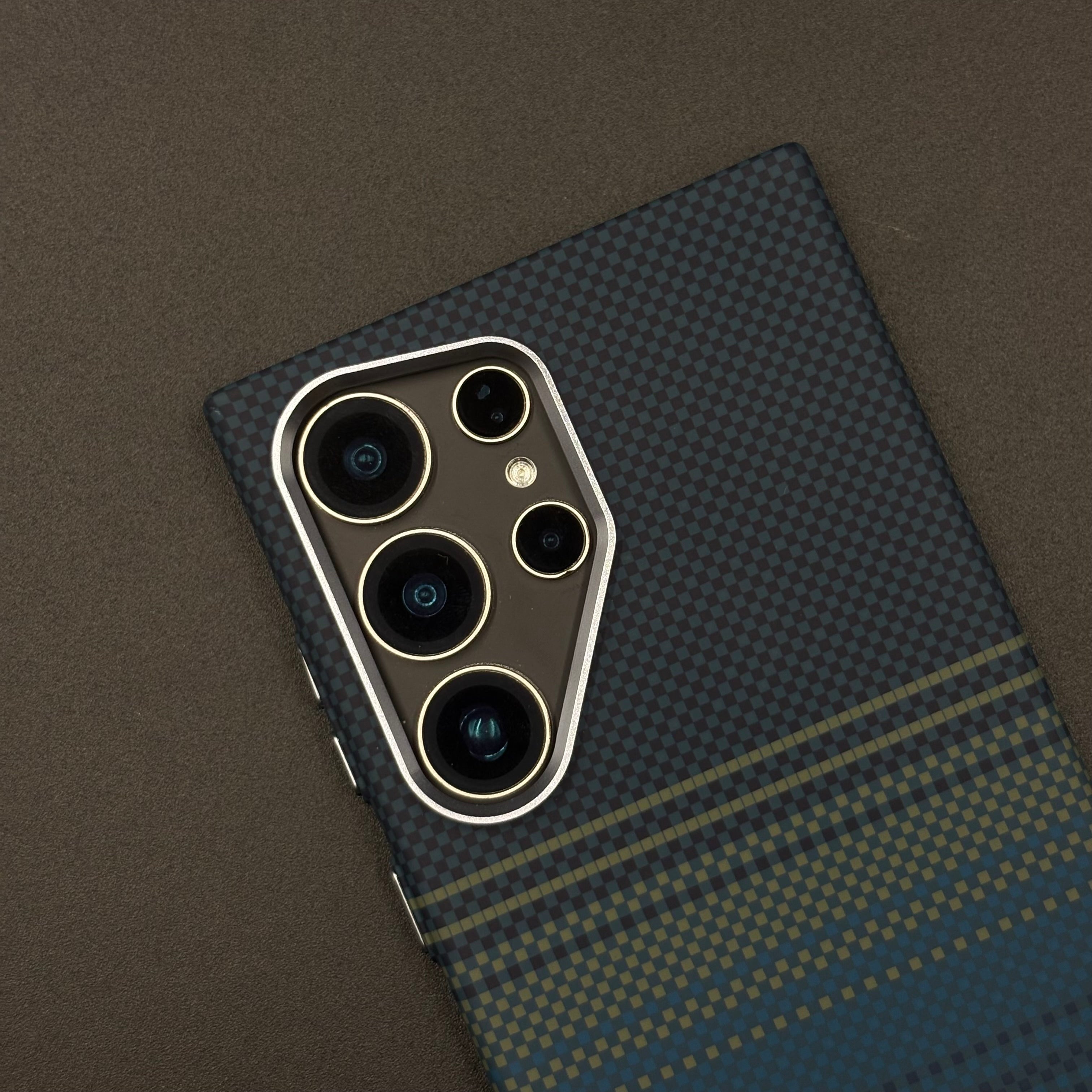 Samsung Galaxy S25 Ultra Teal Premium Slim Case | Rare Aramid Texture Finish | Real Carbon Fibre Feel | Hidden MagSafe