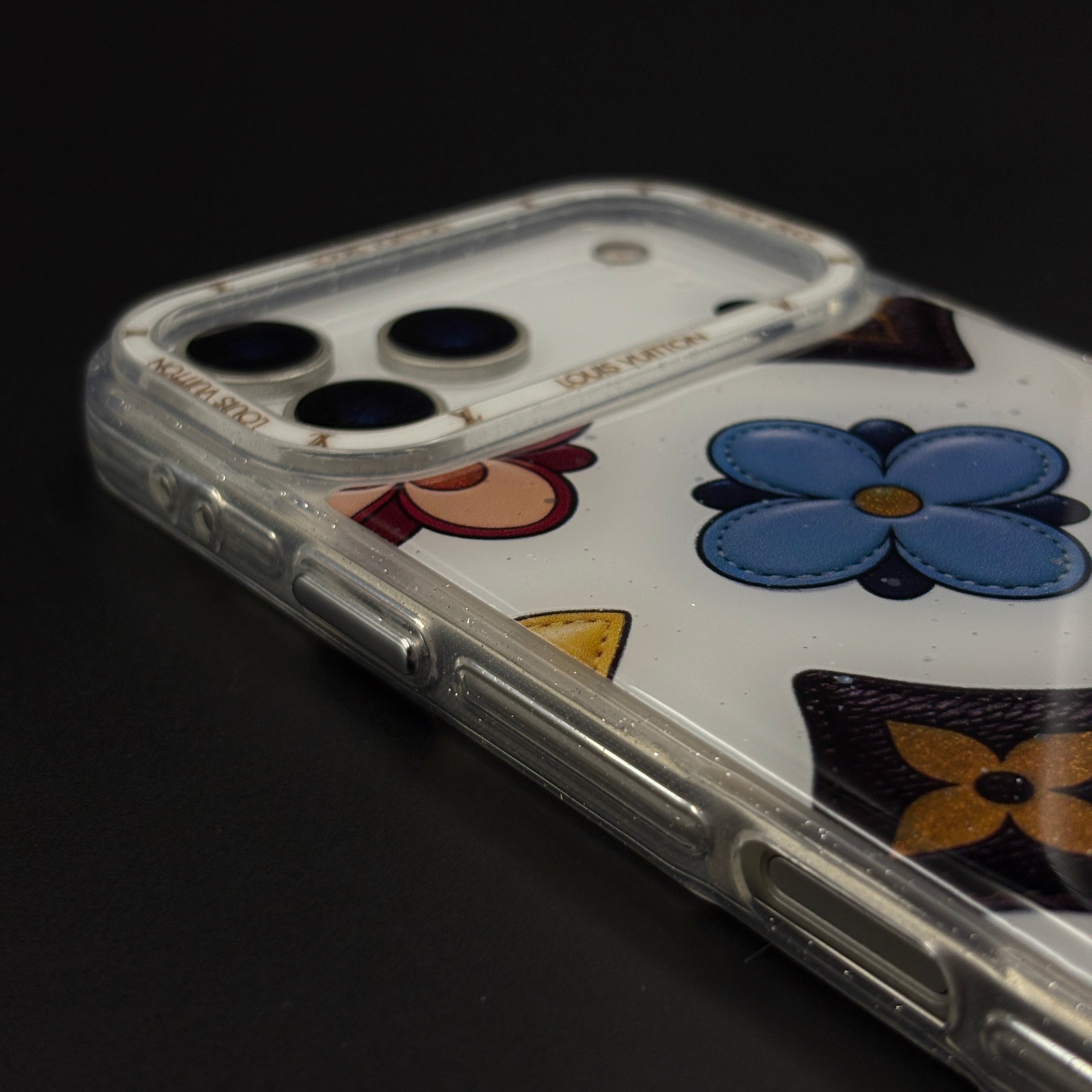 Luxury Botanical Fashion Brand Case for iPhone 17 Series