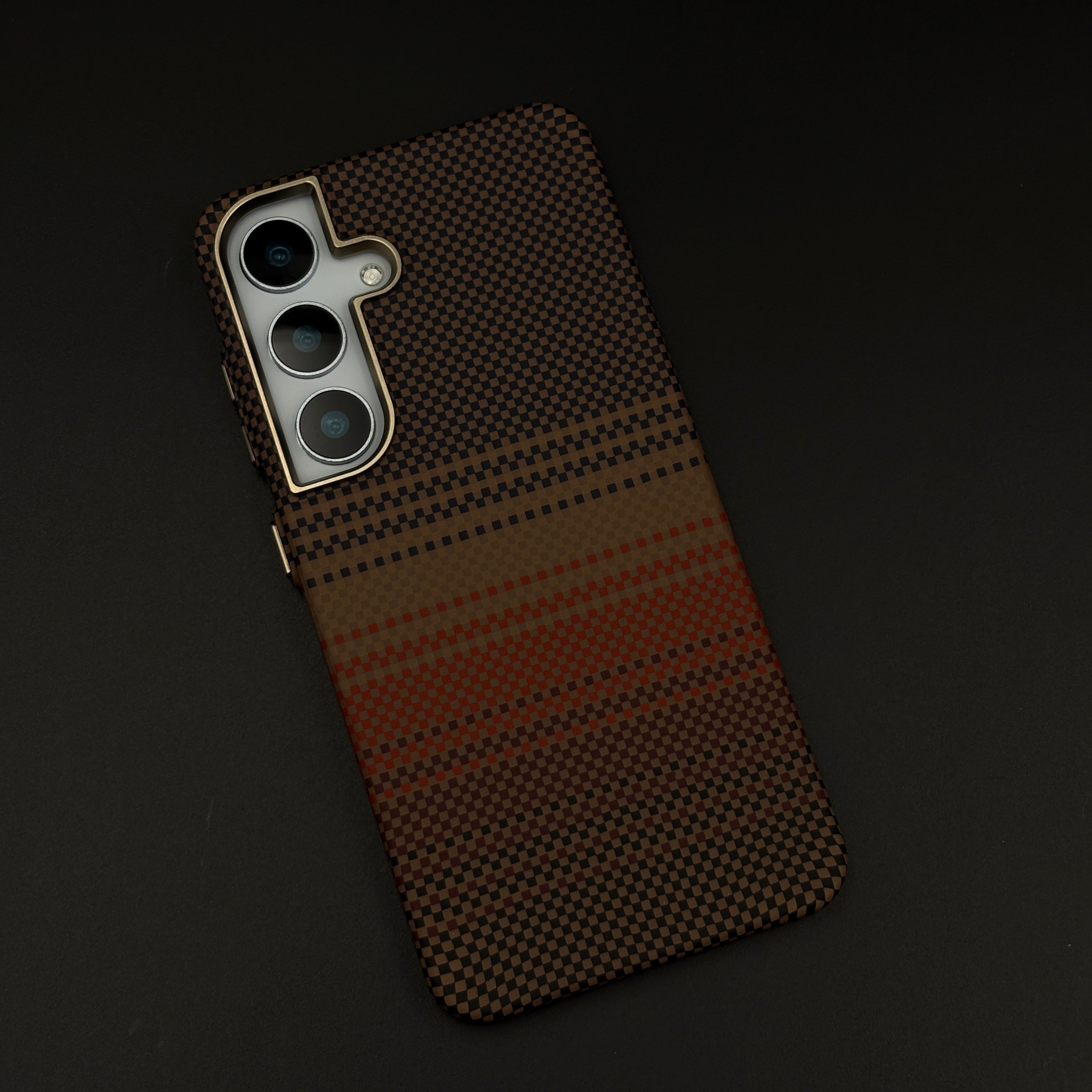 Rustic Terra Plaid Aramid Case for Galaxy S24 | S25 | Carbon Fibre Texture | Hidden MagSafe