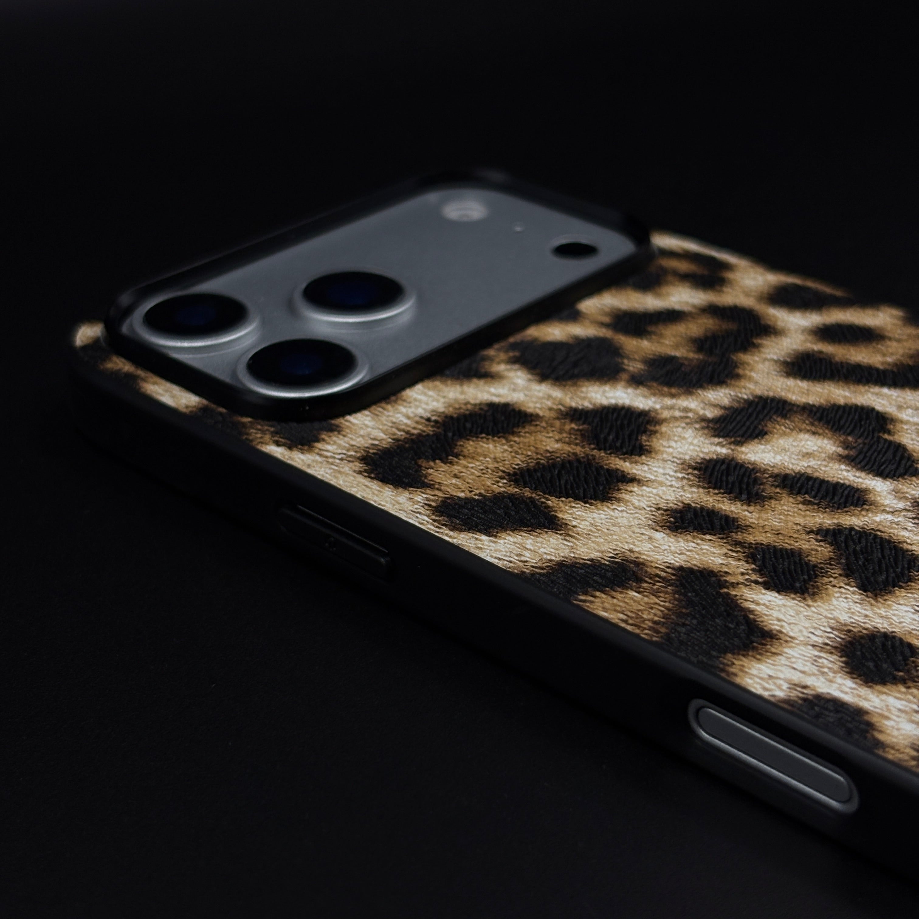 D&G Luxury Leopard Print Case for iPhone 17 Series | Designer Protective Cover