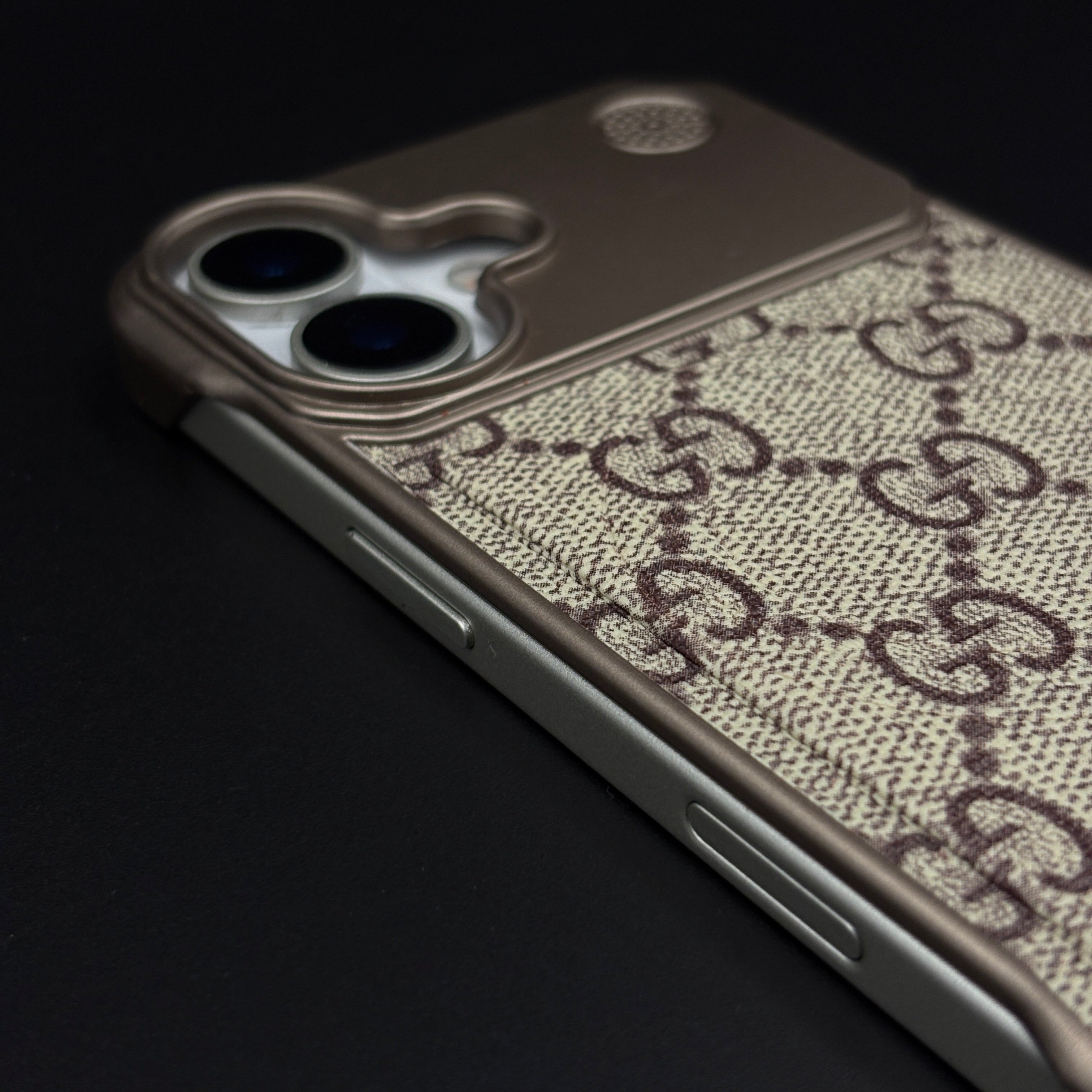 Luxury Branded GG Pattern Fabric Mobile Case for iPhone 17 | Premium Brown Texture Fabric