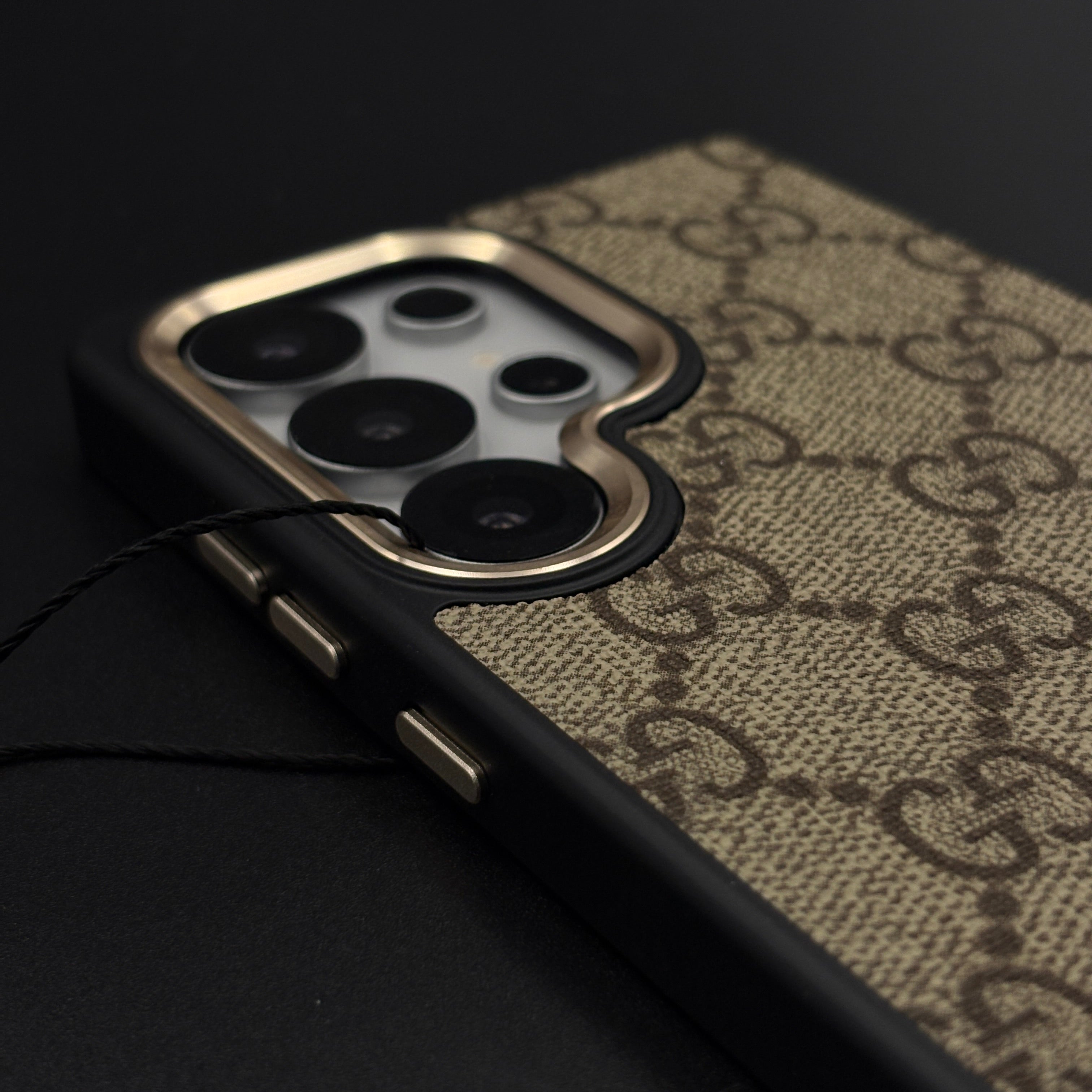 Beige GG Classic Heritage Case for Samsung Galaxy S25 Ultra with Monogram and Gold Emblem