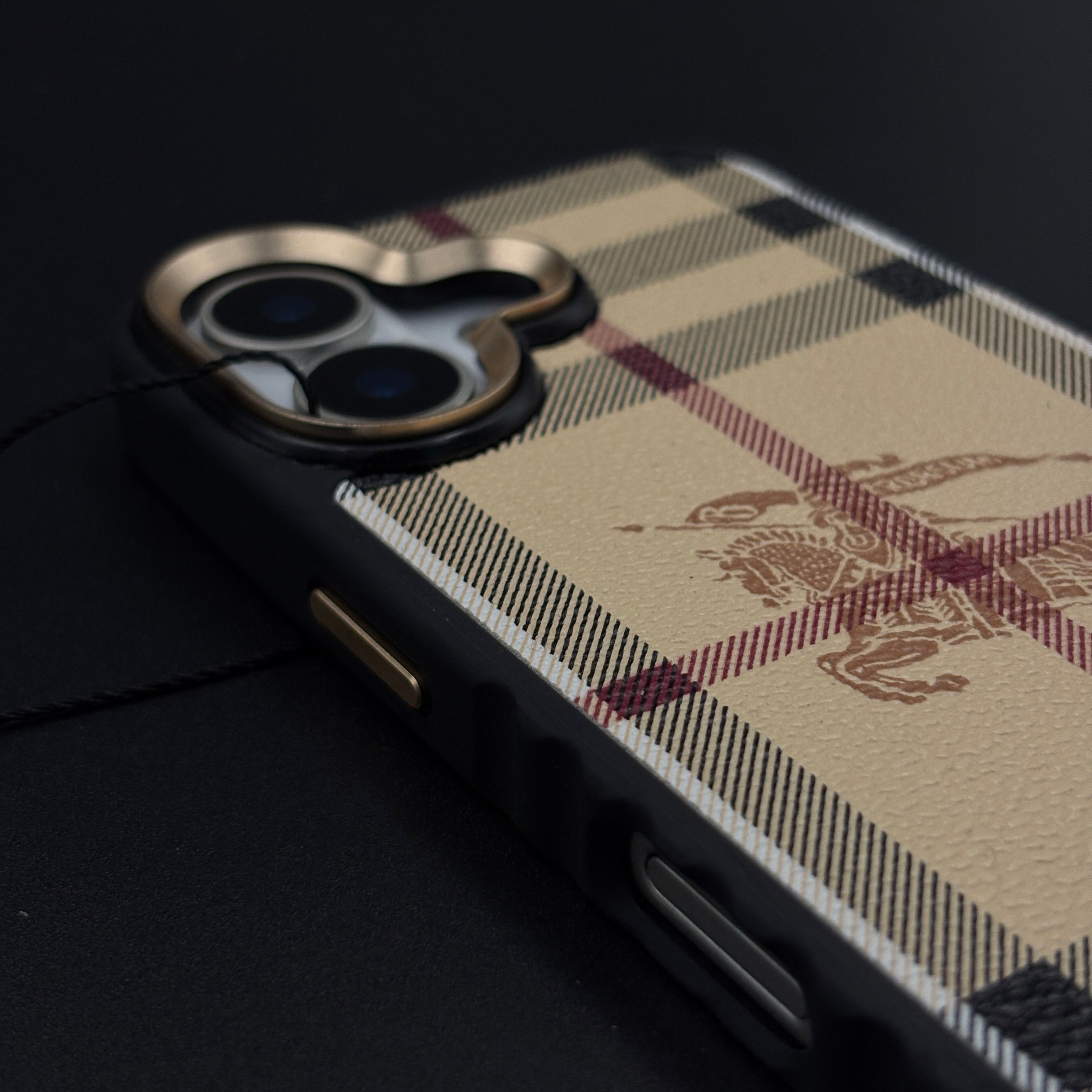 BBRY Luxe Heritage Plaid Case for iPhone 17 with Gold Accent and Classic Check Finish