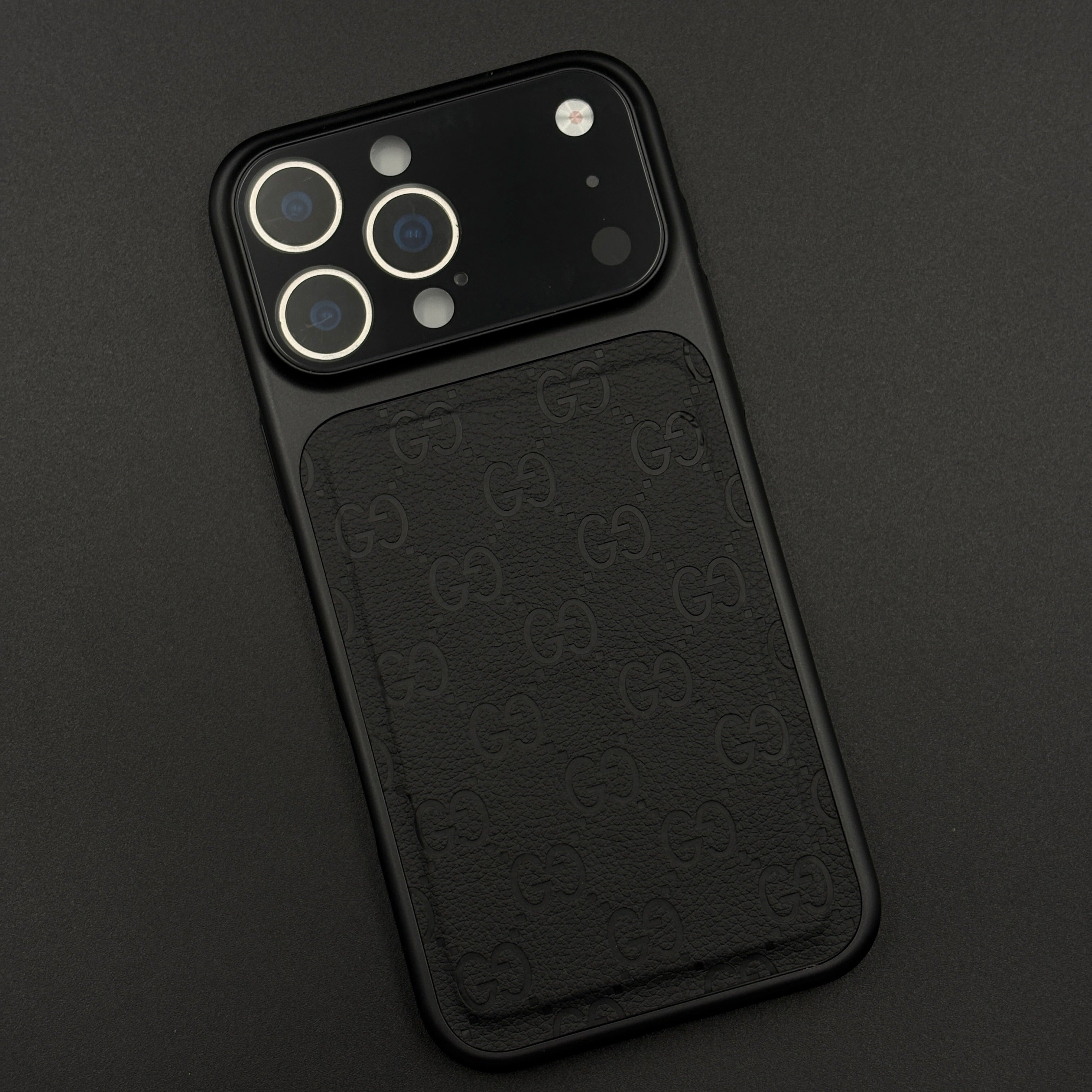 GG Leather Case with Hidden MagSafe and Camera Protection for iPhone 17 Series