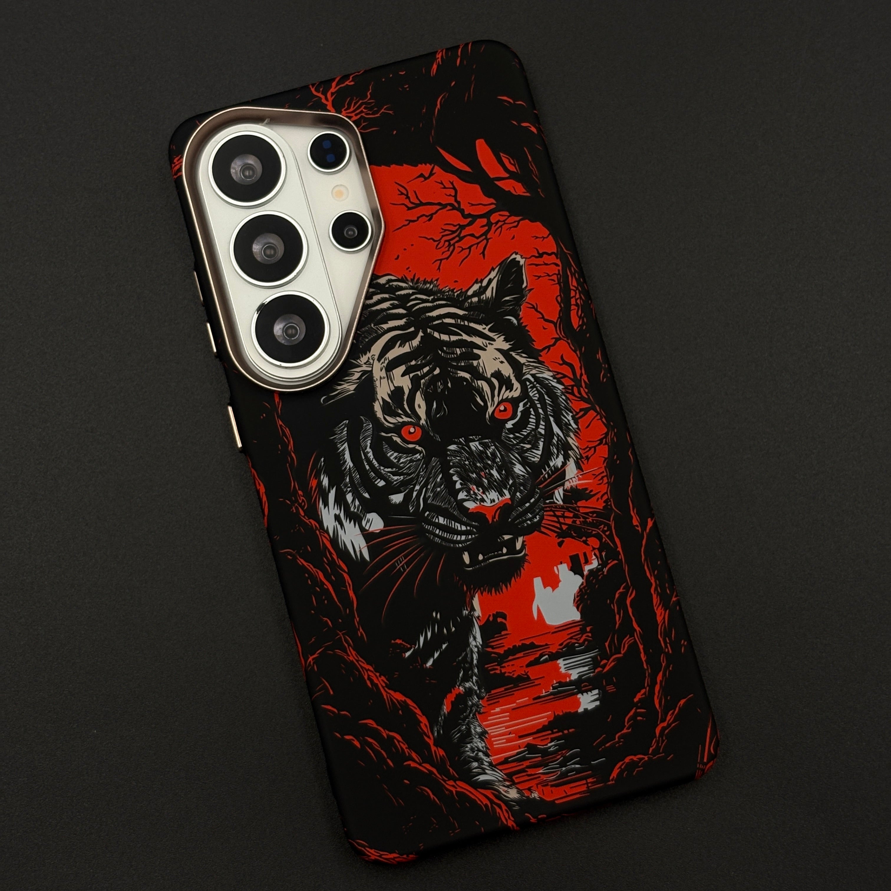 Tiger Flame Noir Carbon Fiber Hidden MagSafe Case for Samsung Galaxy S26 Ultra