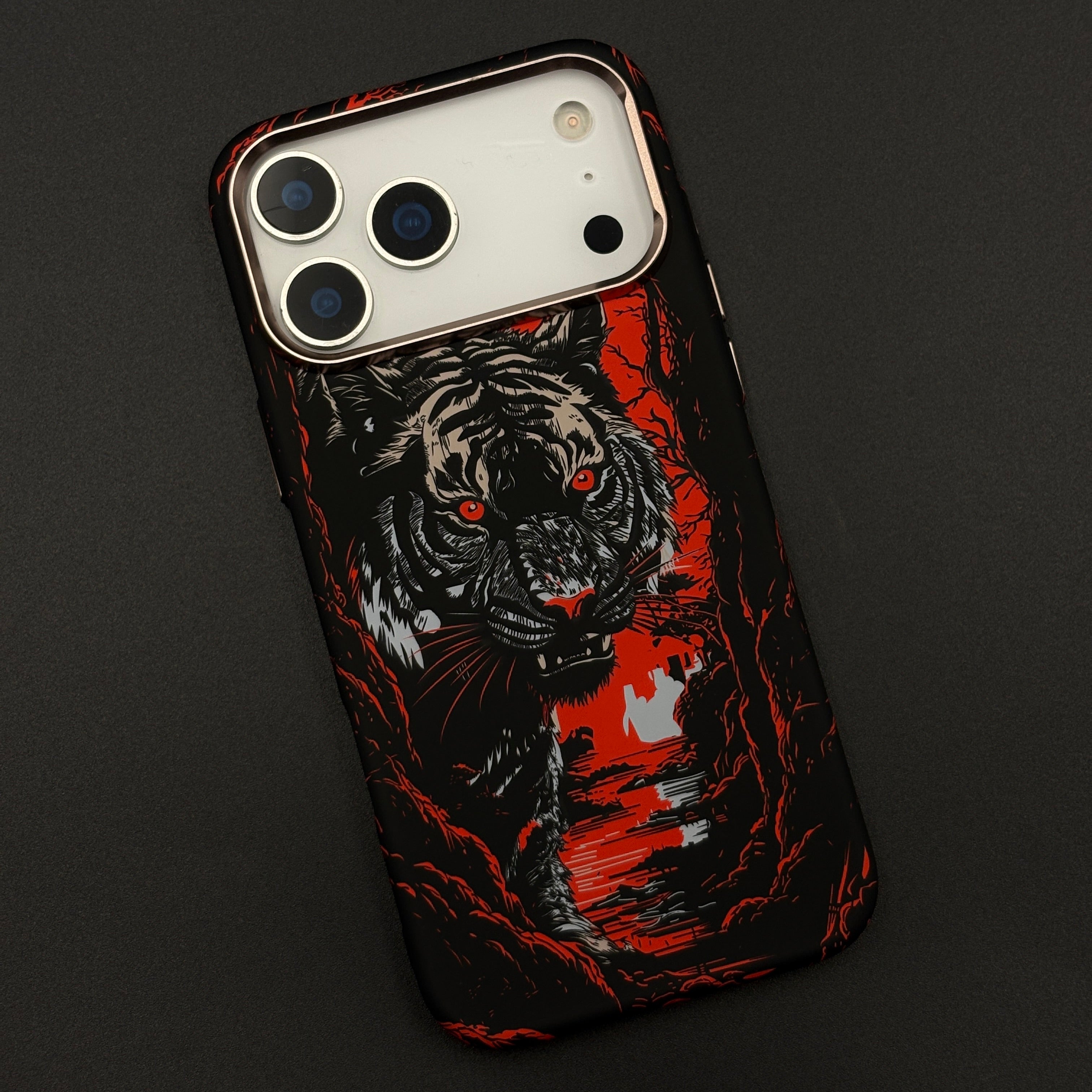 Tiger Flame Noir Carbon Fiber Hidden MagSafe Case for iPhone 17 Series