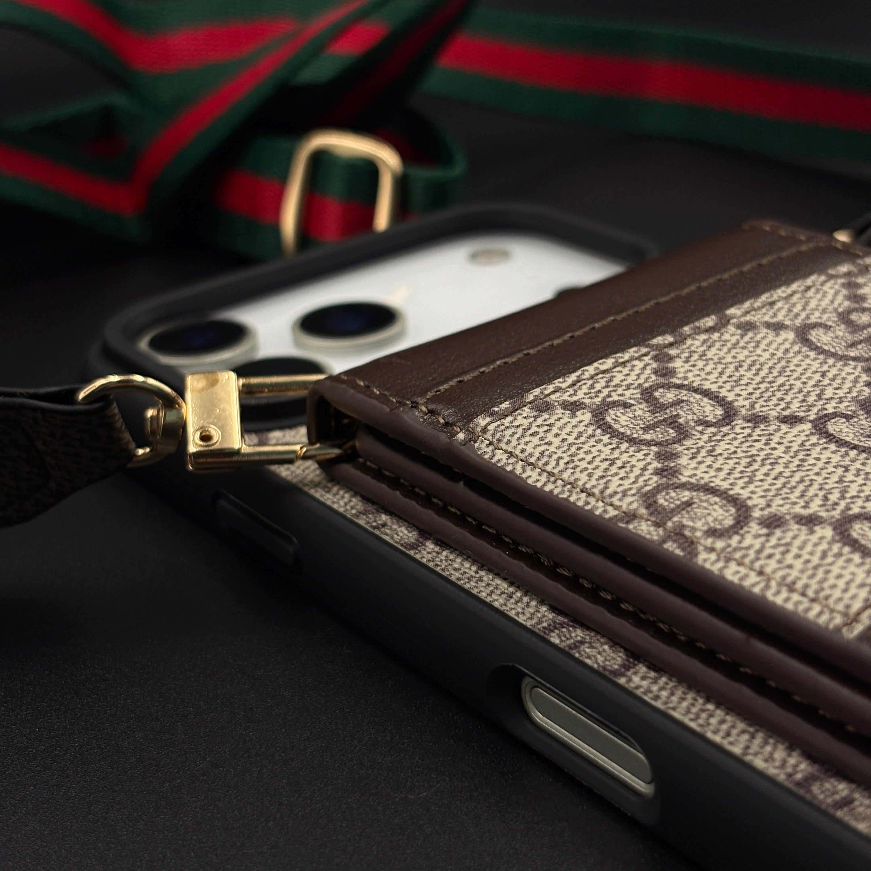 Luxury GG Monogram Cardholder Sling Case with Mirror for iPhone 17 Series