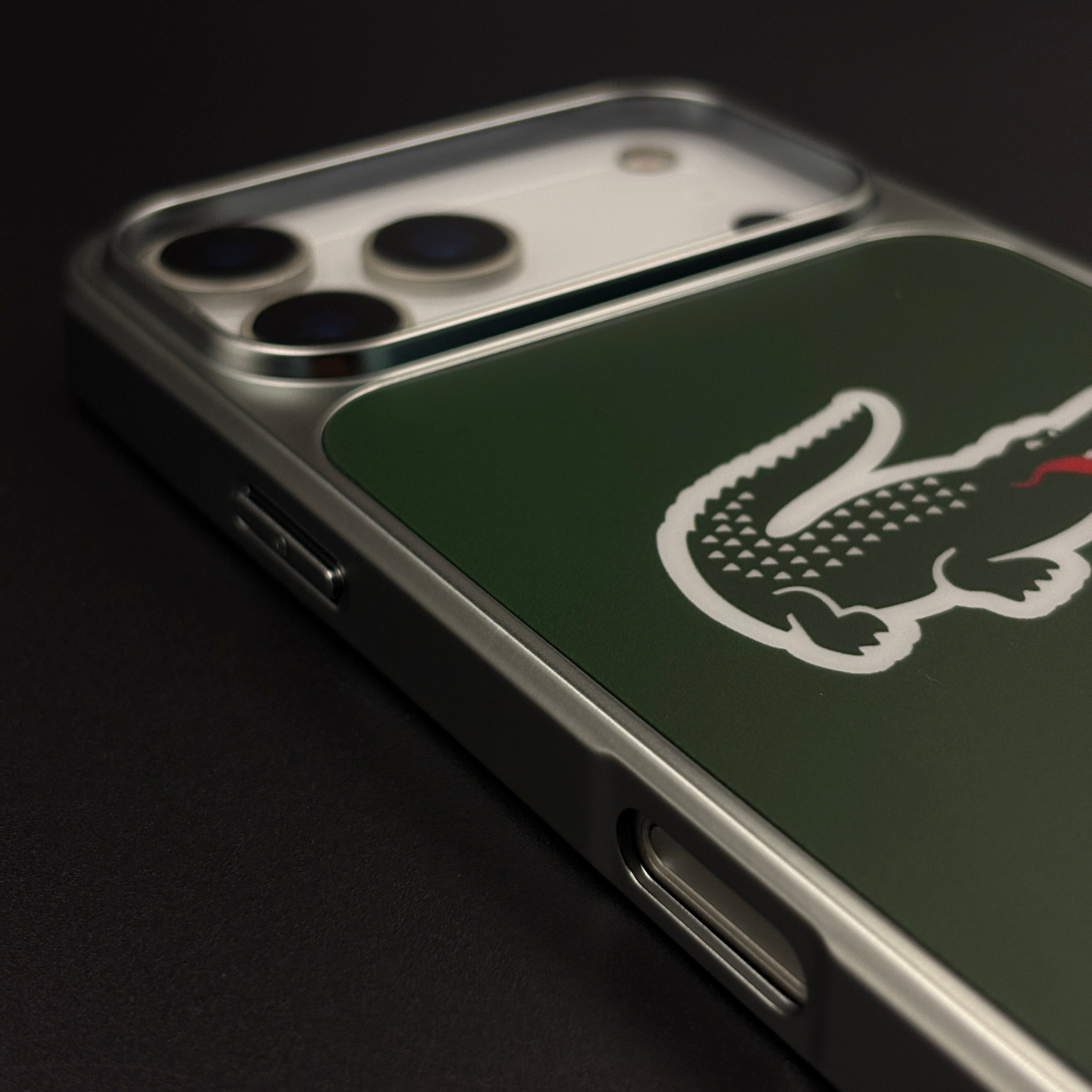 Luxury Lifestyle Brand Croc-Metallic Emblem Case with Metallic Frame for iPhone 17 Series