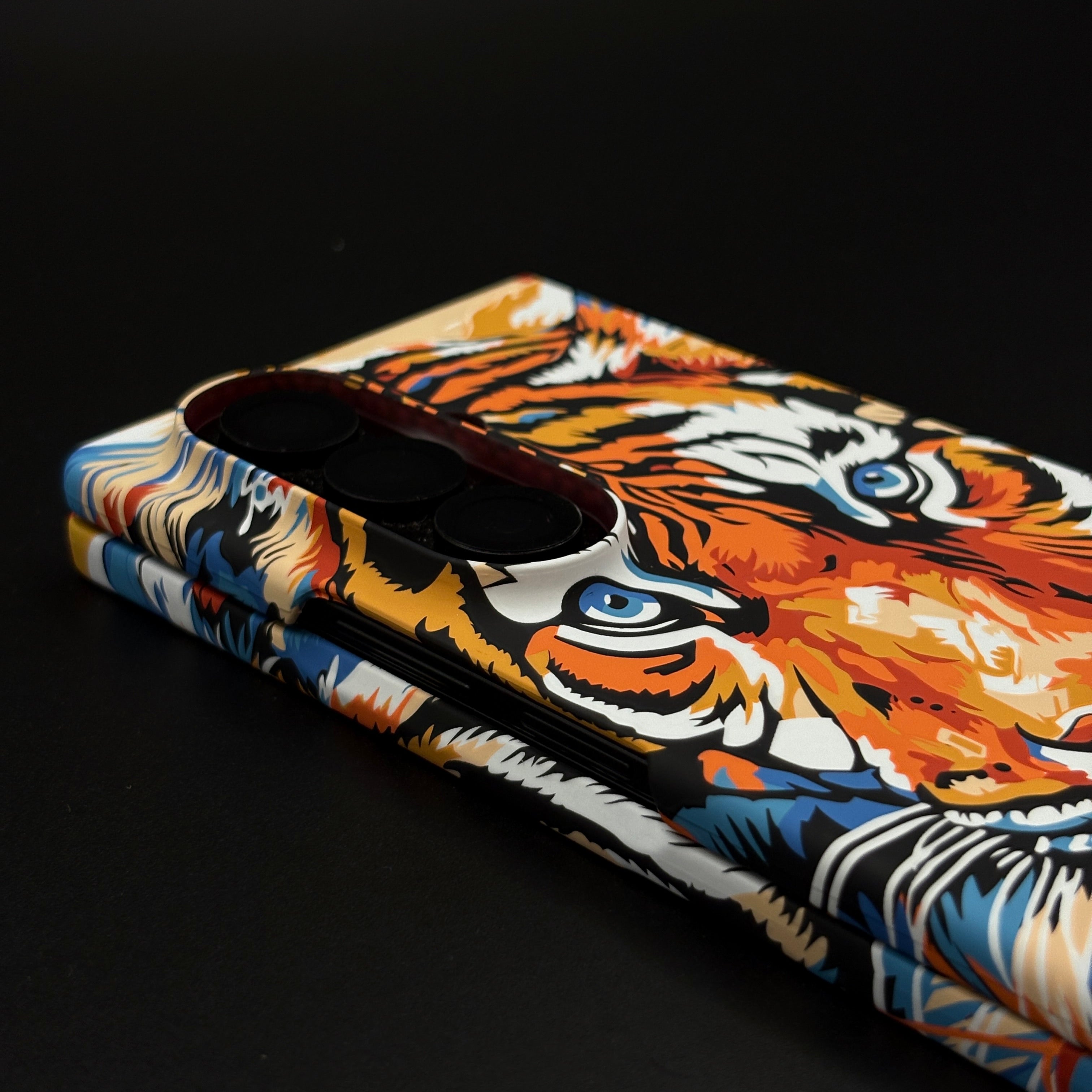 Tiger Premium Slim Case for Samsung Galaxy Z Fold 7 | Rare Aramid Texture Finish | Real Carbon Fibre Feel | Hidden MagSafe