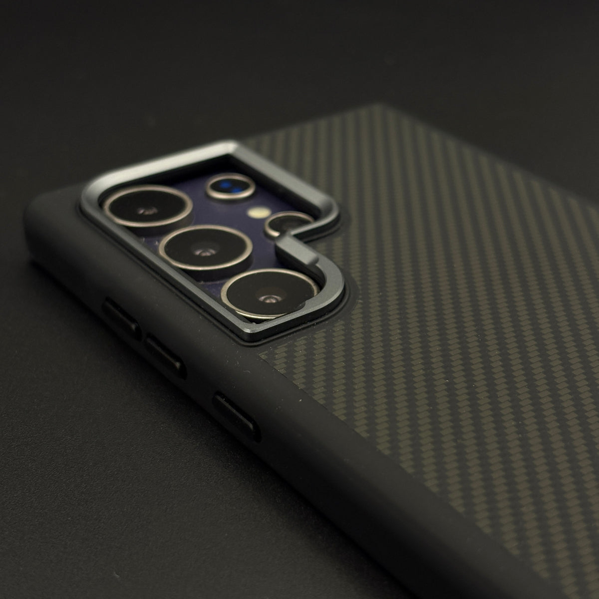 Carbon Fiber Hidden MagSafe Protective Case for Samsung Galaxy S24 Ultra with Raised Camera Guard