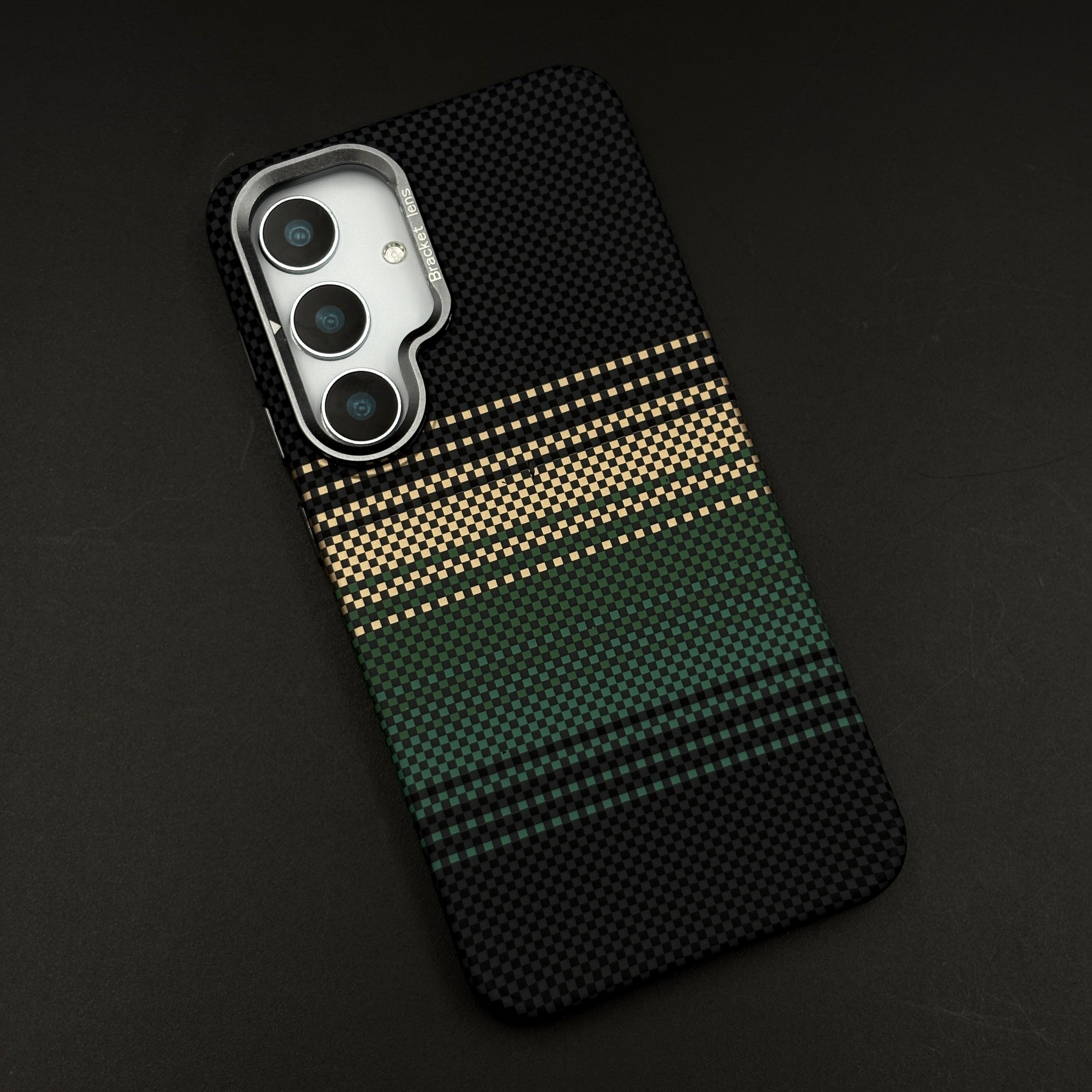 Pixelated Premium Slim Case Samsung Galaxy S24 | Rare Aramid Texture Finish | Real Carbon Fibre Feel | Hidden MagSafe