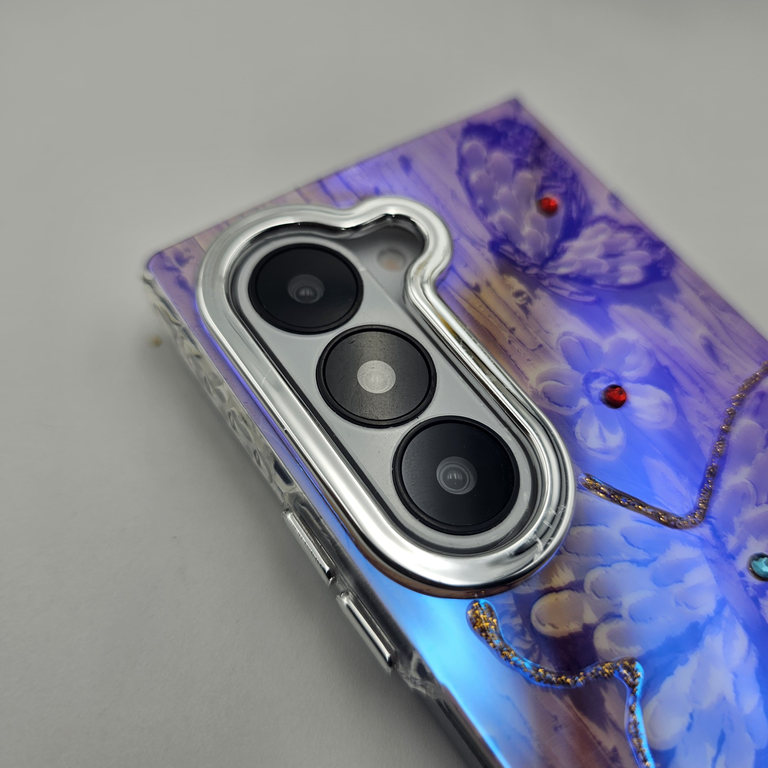 Samsung Galaxy Fold 6 3D Butterfly Painting Shimmer Case