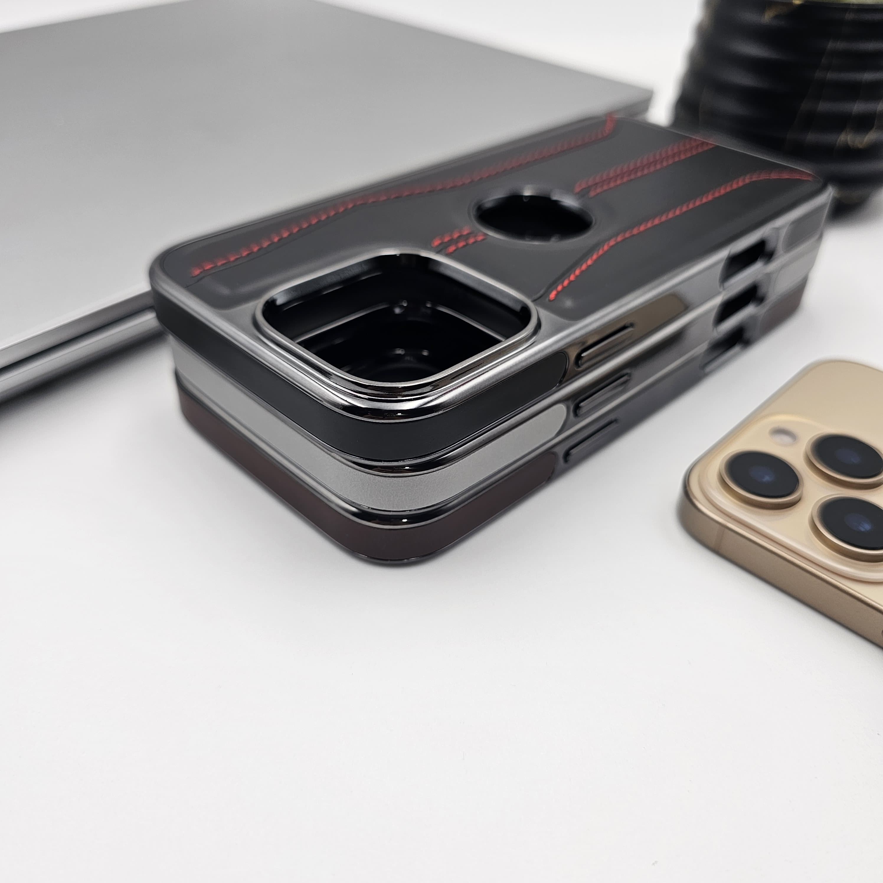 iPhone 3 Stripe Stitched Leather Case Minimalistic Design