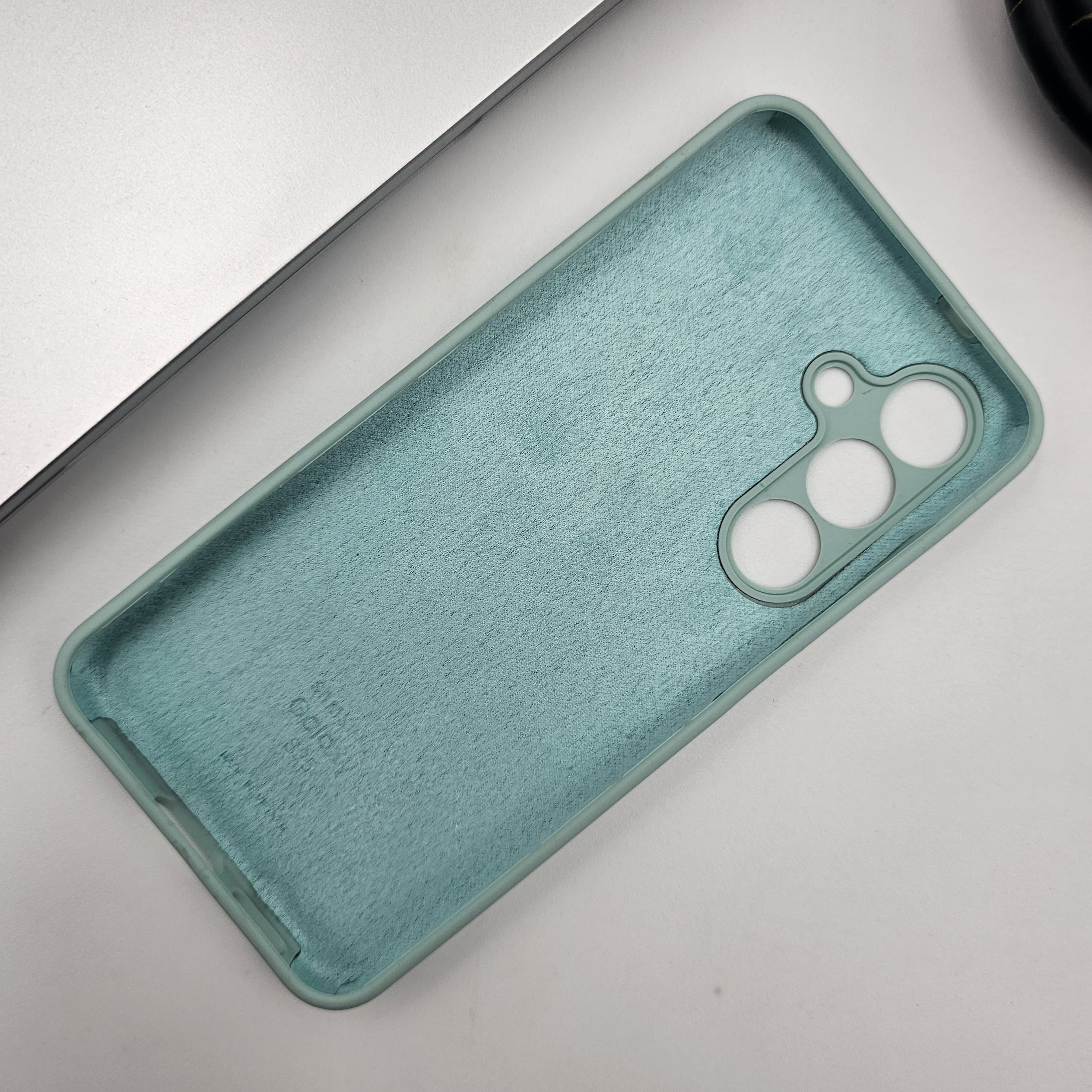 Samsung Galaxy S25 Liquid Silicone Case Cover (Fits only Samsung Galaxy S25)