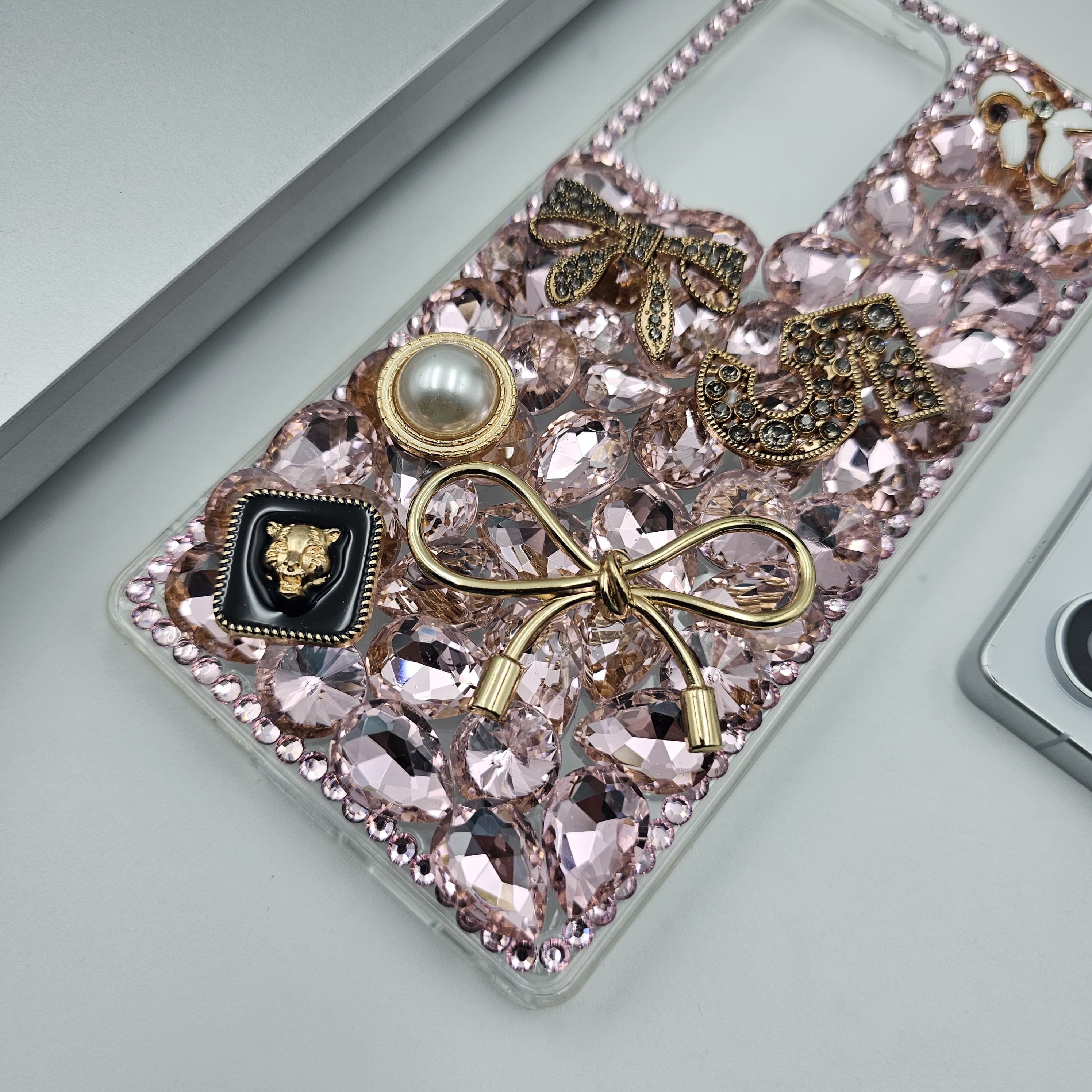 Samsung Galaxy S25 Ultra Bow Knot Rose Diamond Rhinestone Case