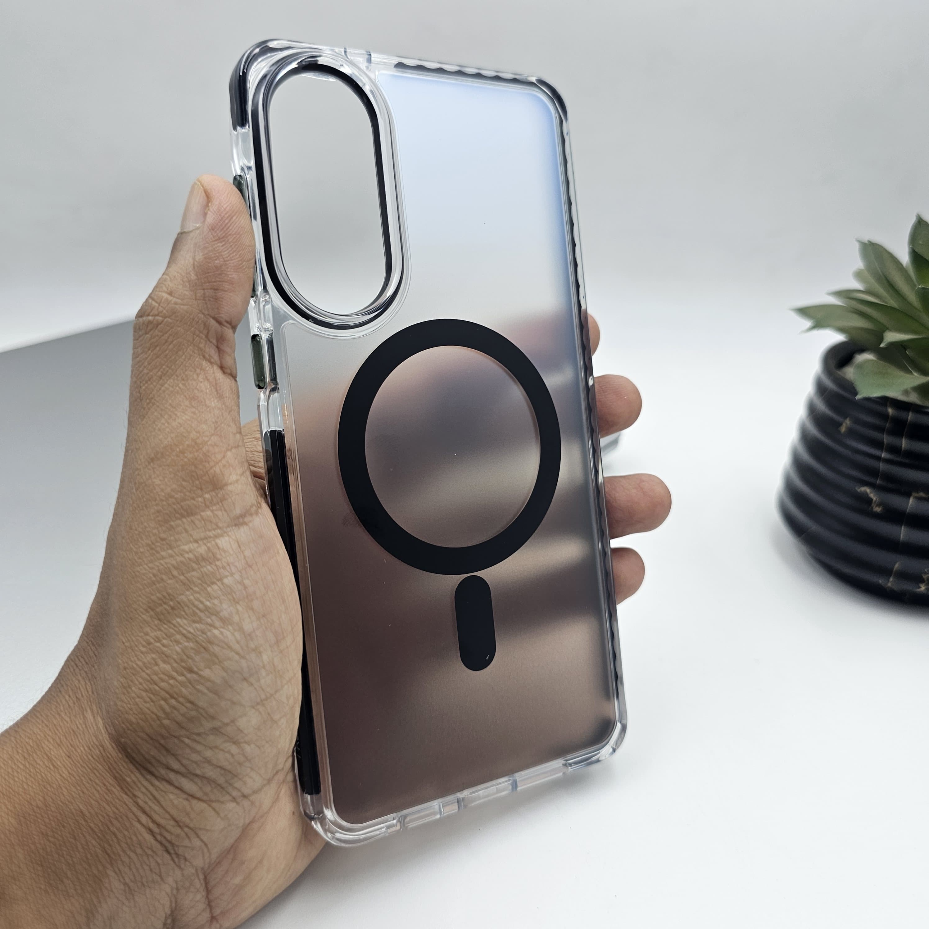 Samsung Galaxy S25 Edge Non Yellow OG Gradual Premium Matte Magsafe Case