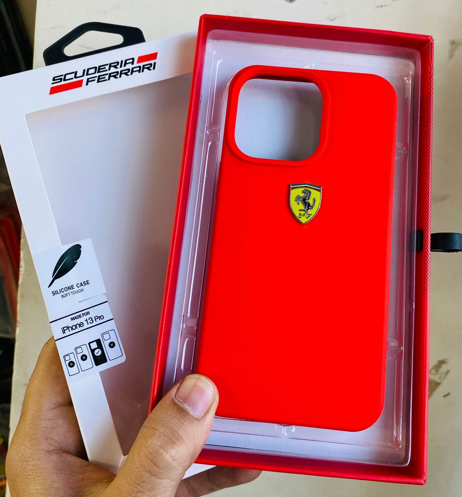 iPhone Luxury Brand Ferrari Sports Car Silicone Case Cover Clearance
