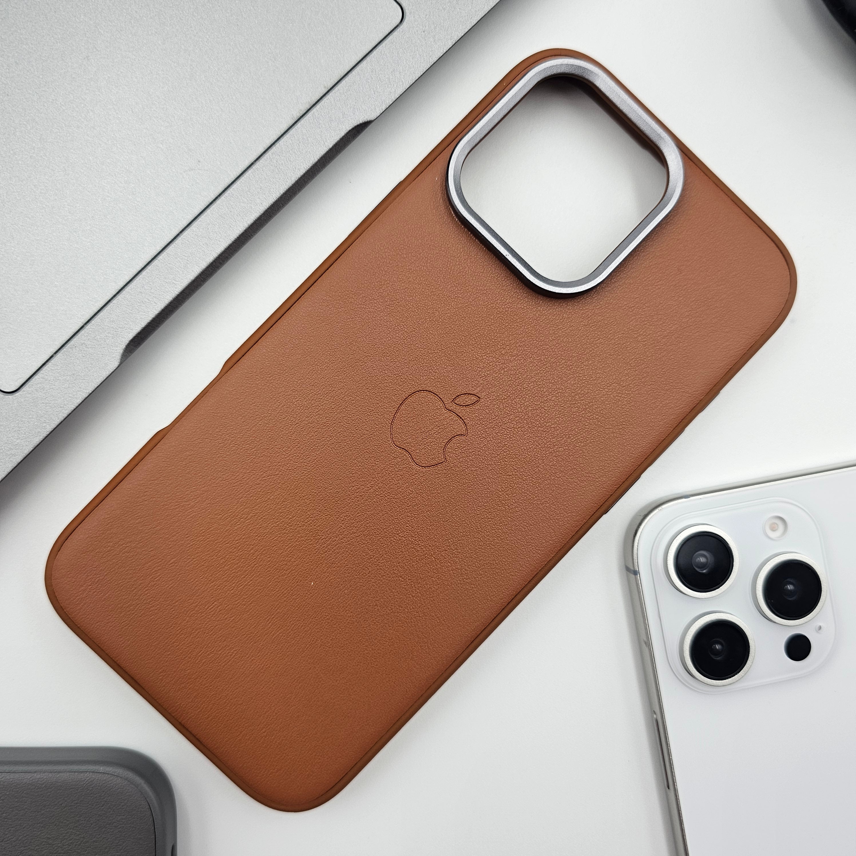 Apple Iphone 11 Pro Leather Case Saddle Brown OEM Apple Leather