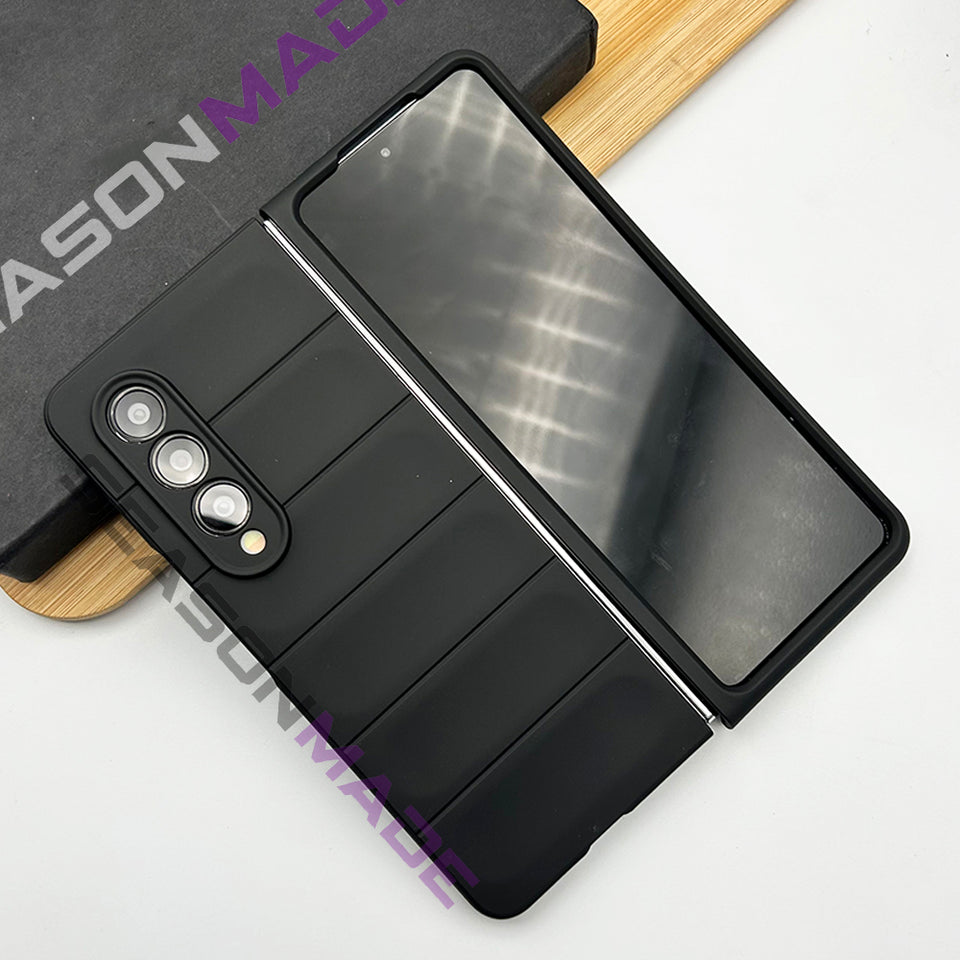 Samsung Galaxy Z Fold 4 Matte Finish Horizontal Stripe Design Case Cover
