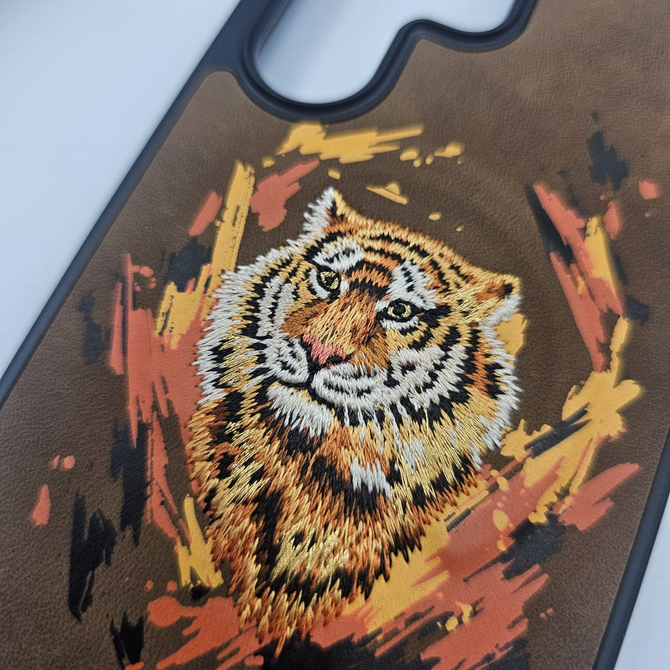 Samsung Galaxy S25 Ultra Animal Embroiderey Leather Magsafe Case