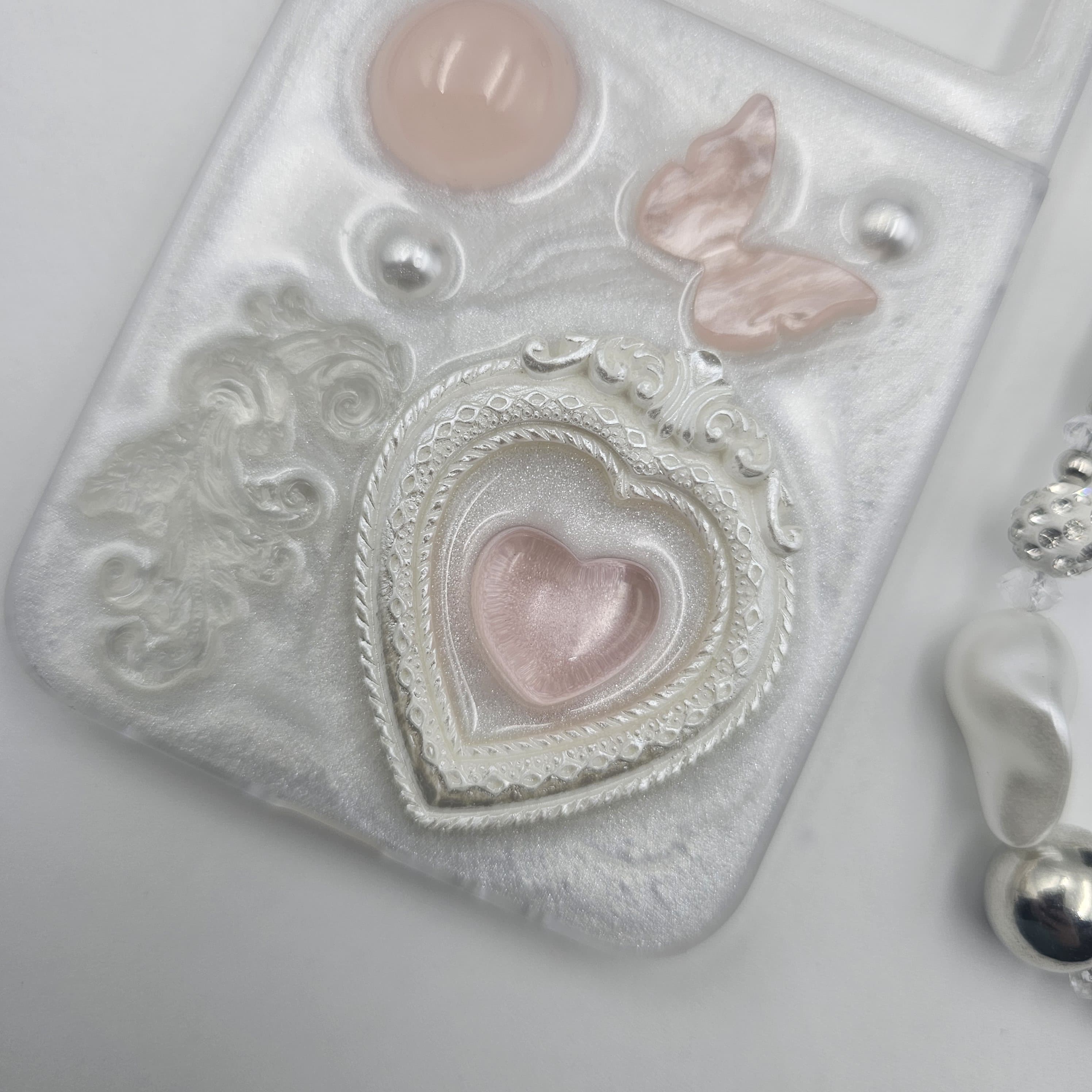 Samsung Galaxy Z Flip 6 Butterfly Heart Case With Pearl Strap
