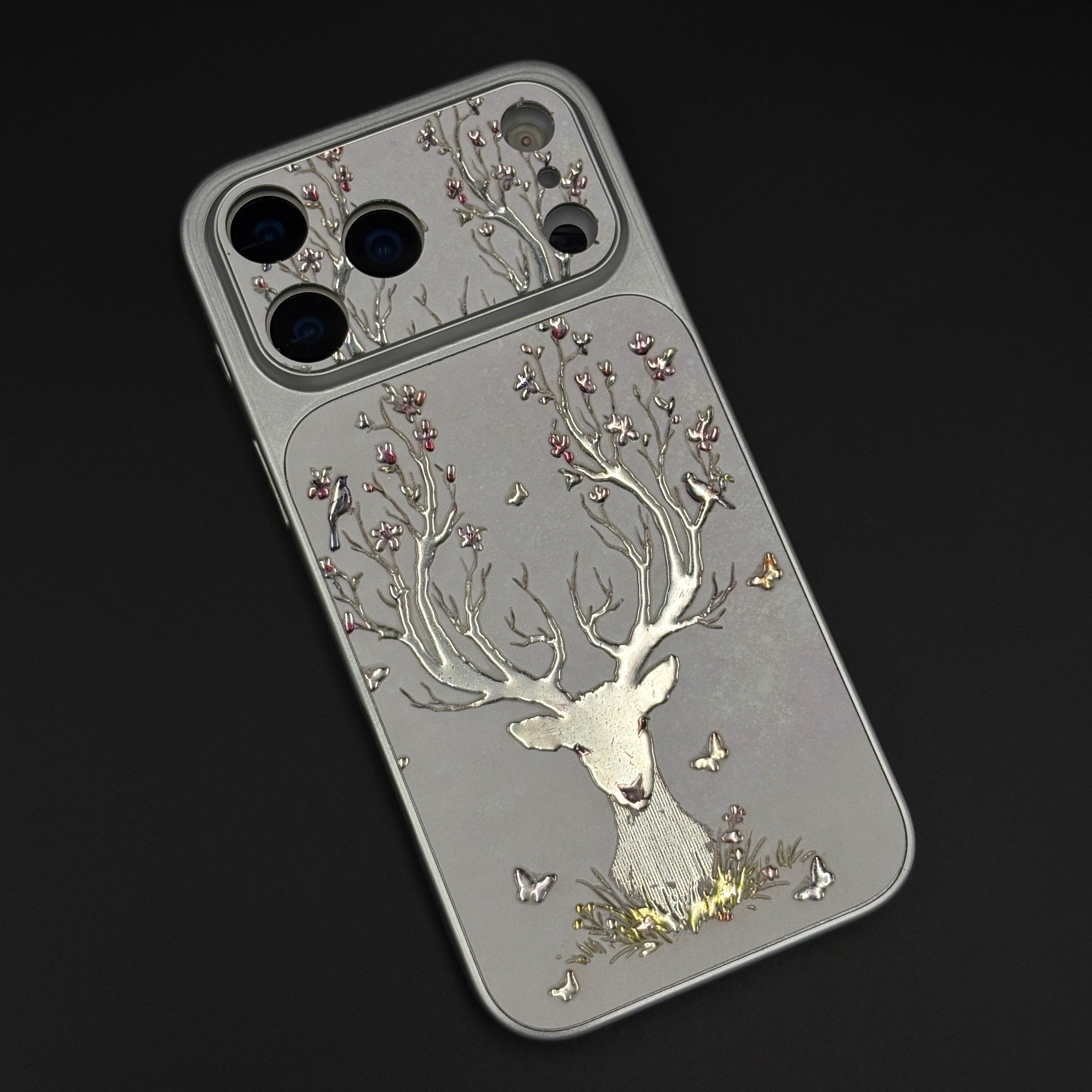 Luxury Deer Embroidery Mobile Case Cover for iPhone 17 Series