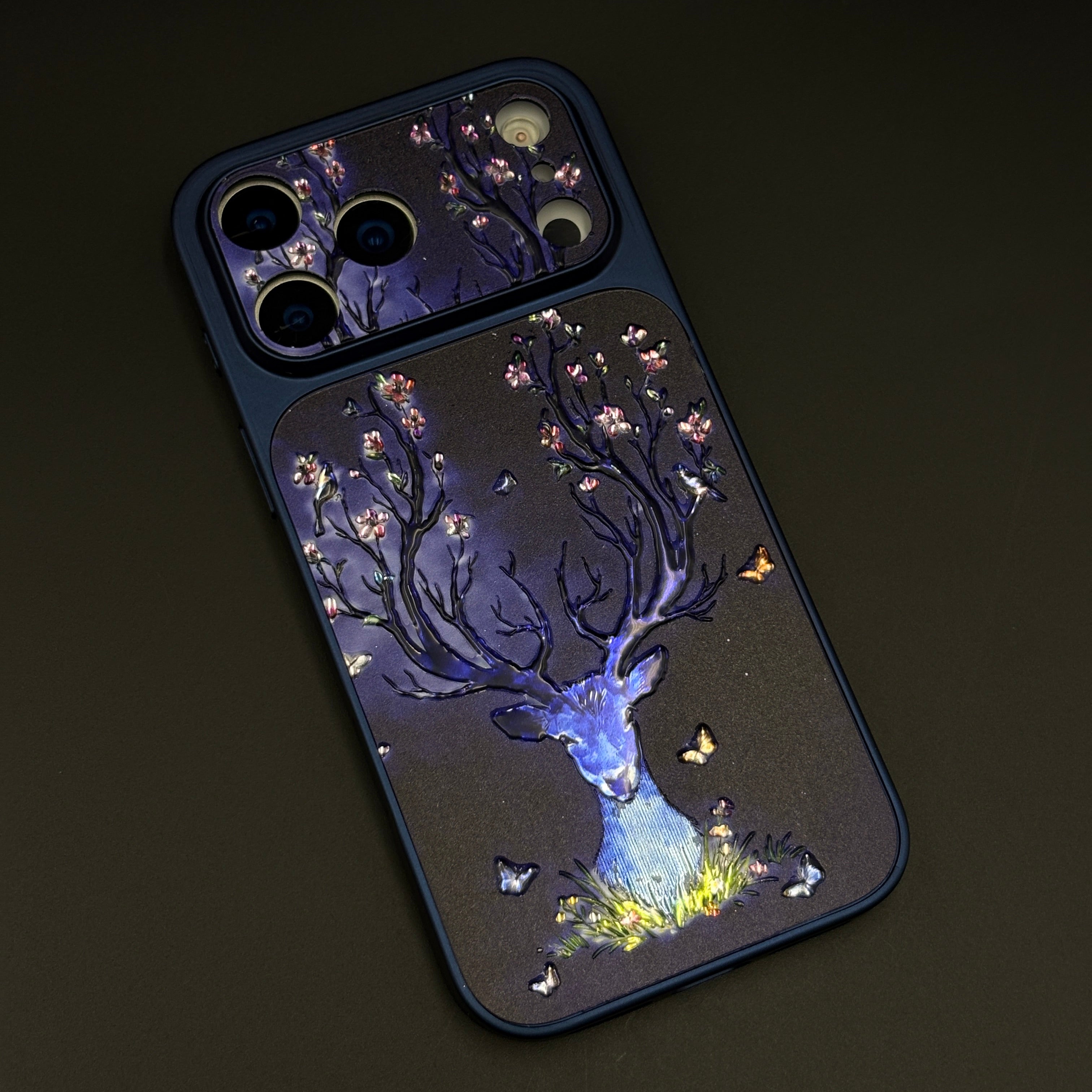 Luxury Deer Embroidery Mobile Case Cover for iPhone 17 Series