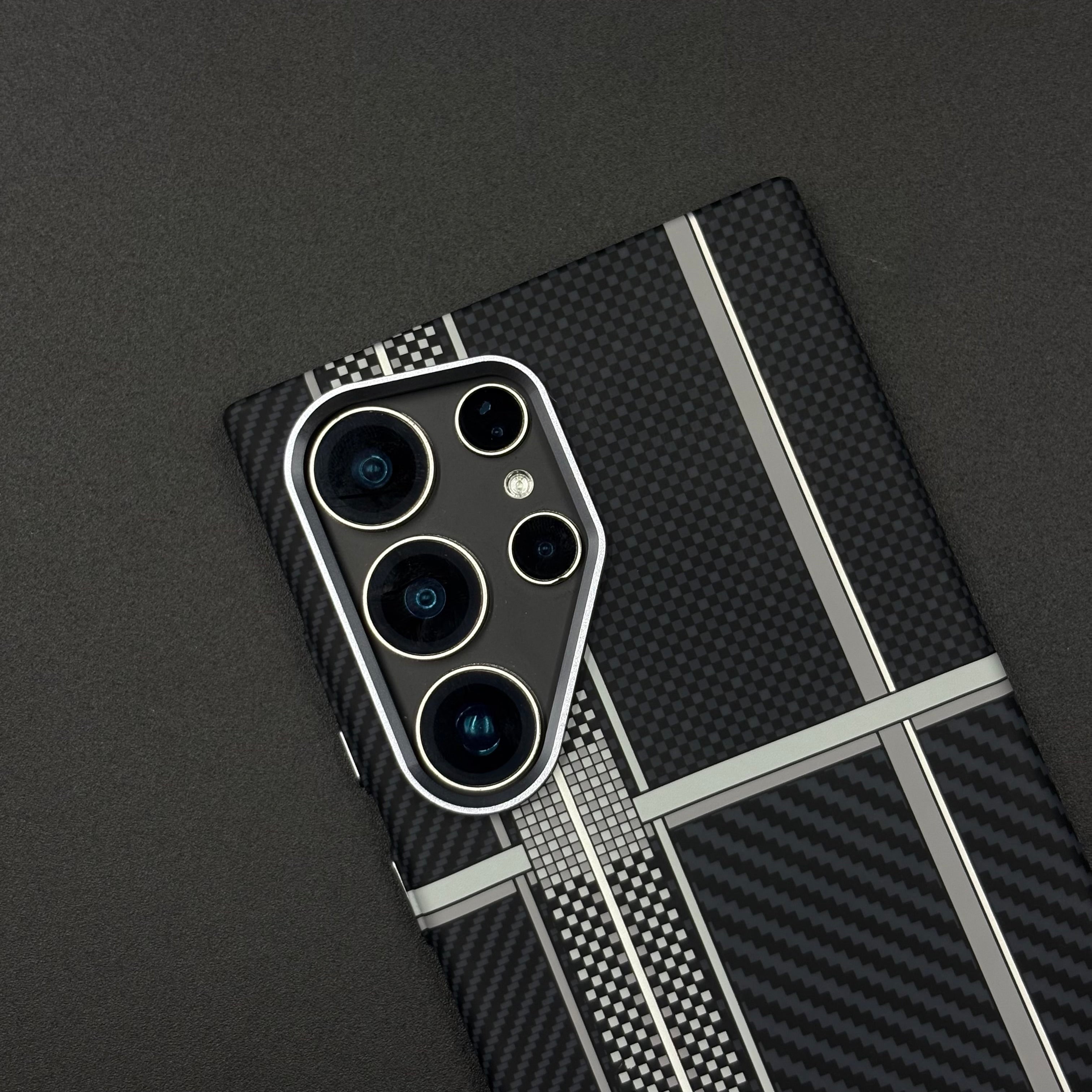 Samsung Galaxy S25 Ultra Striped Black Premium Slim Case | Rare Aramid Texture Finish | Real Carbon Fibre Feel | Hidden MagSafe