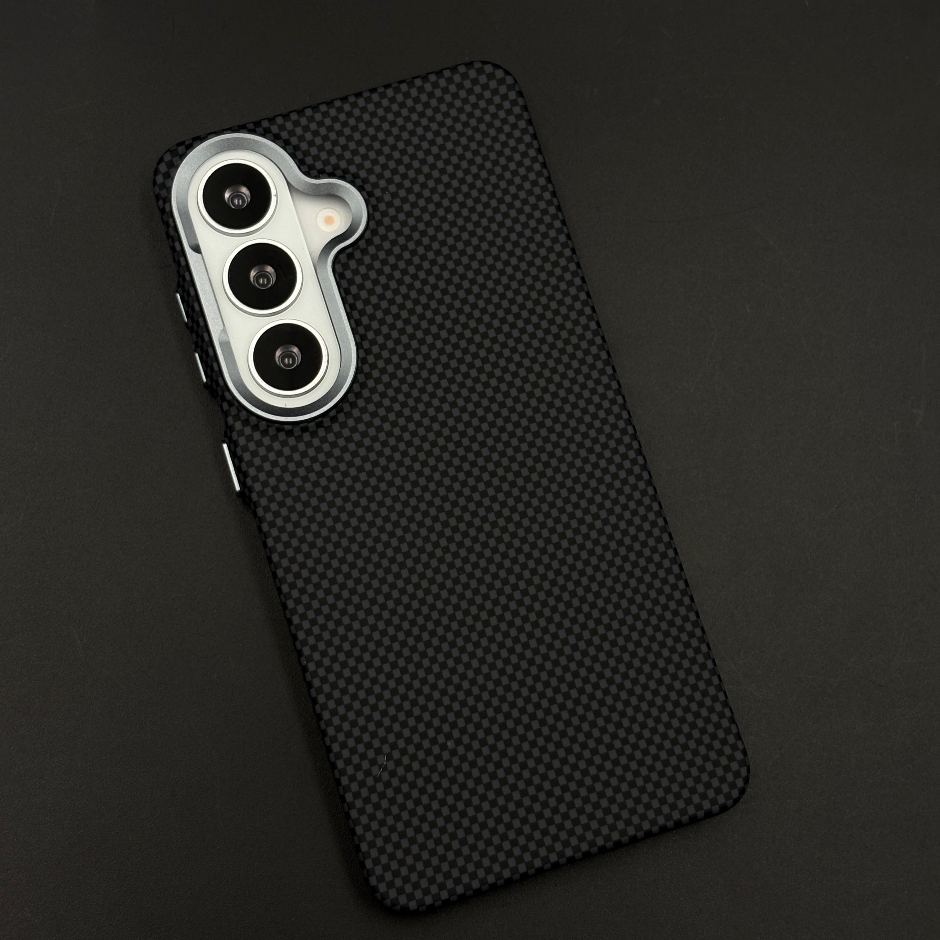 Black Carbon Grid Feel Hidden MagSafe Case Cover for Samsung Galaxy S26