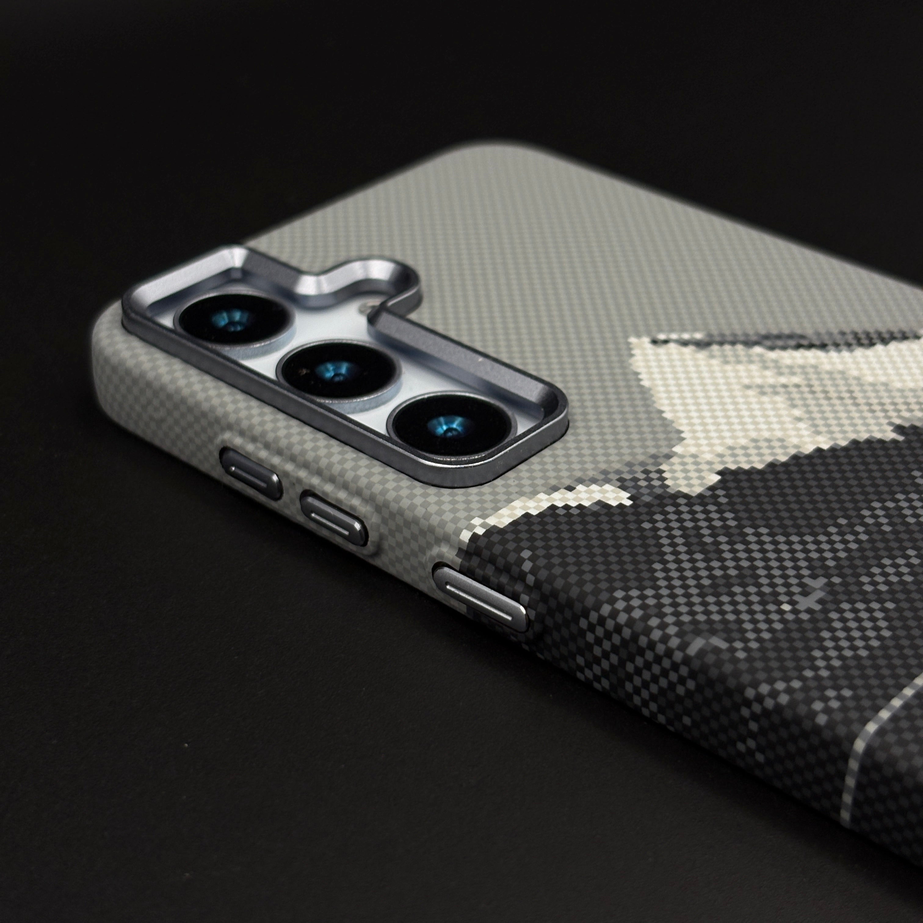 Aramid Texture Case Stripe Pattern Mountain for Samsung Galaxy S24 | S25 Carbon Fibre Feel | Hidden MagSafe | Ultra Slim Fit