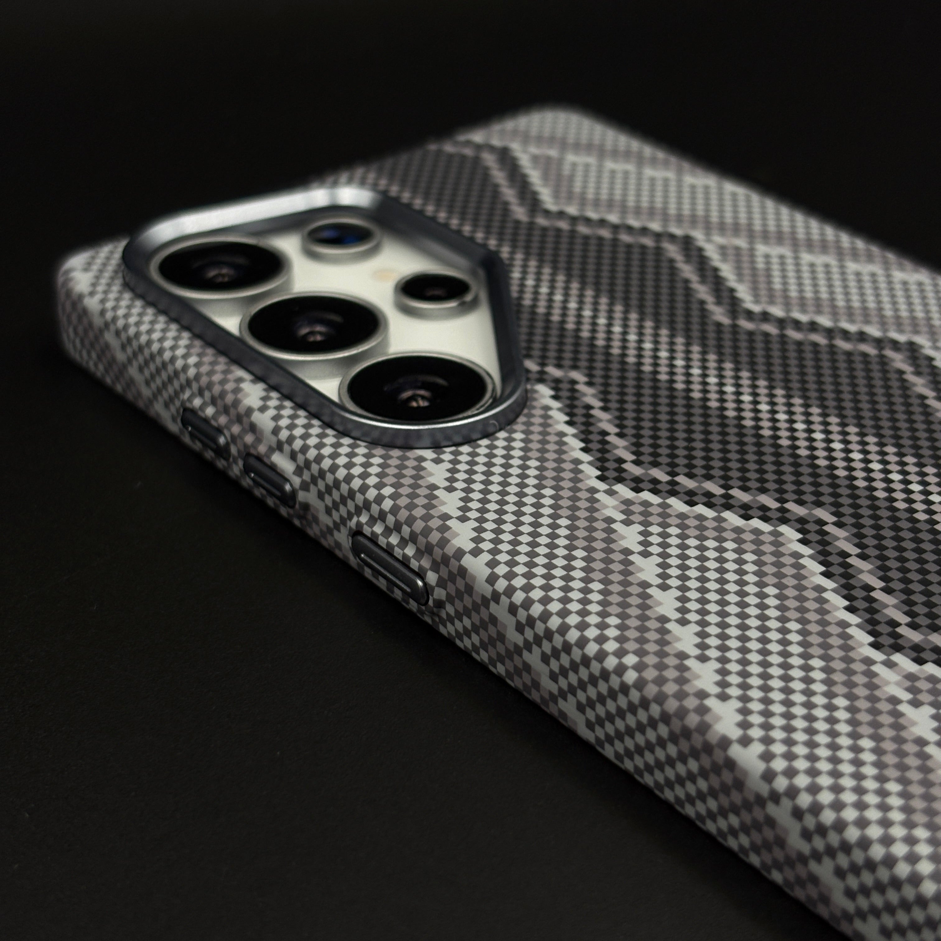Aramid Texture Case Storm Grey Zigzag for Samsung Galaxy S25 Ultra Carbon Fibre Feel | Hidden MagSafe | Ultra Slim Fit