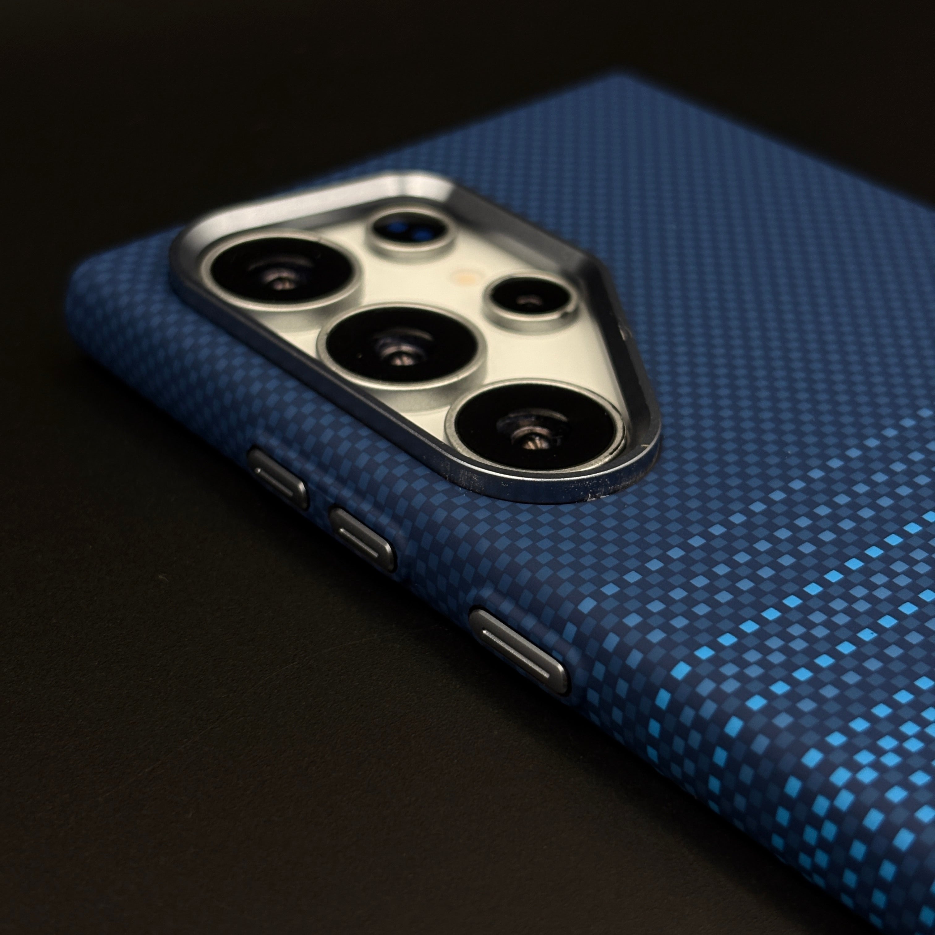 Aramid Texture Case Midnight Blue Stripe for Samsung Galaxy S24 Ultra Carbon Fibre Feel | Hidden MagSafe | Ultra Slim Fit