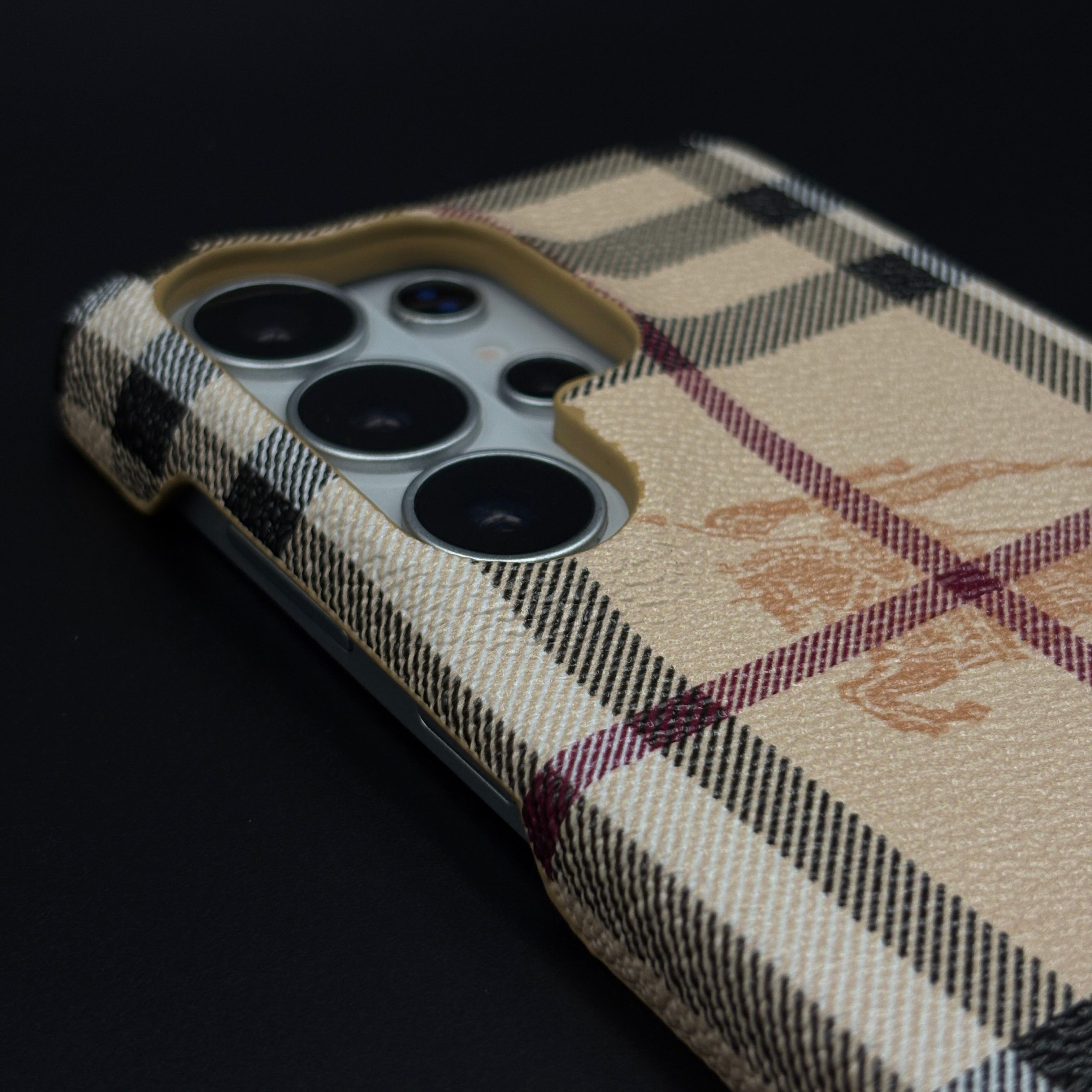BBRY Luxury Brand Heritage Plaid Leather Style Case for Samsung Galaxy S26 Ultra