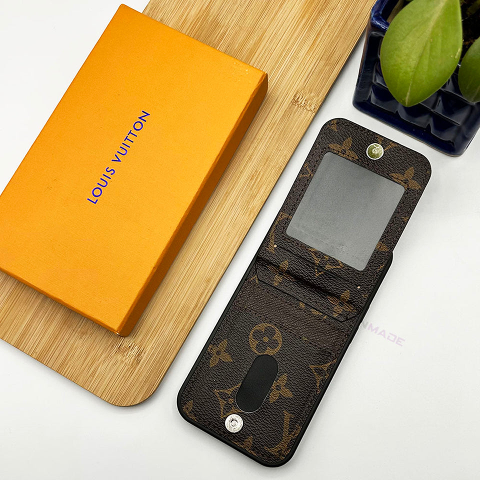 iPhone Luxury Brand Wallet Case Cover Brown