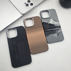 iPhone Carbon Fibre Feel Pattern With Magsafe Case