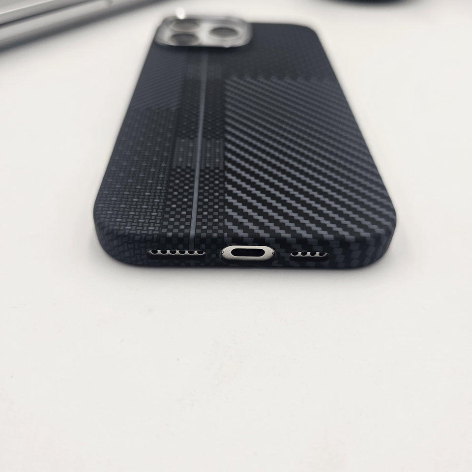 iPhone Carbon Fibre Feel Pattern With Magsafe Case