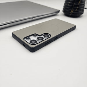 Samsung Galaxy S24 Ultra Smooth Feel Leather Magnetic Magsafe Case