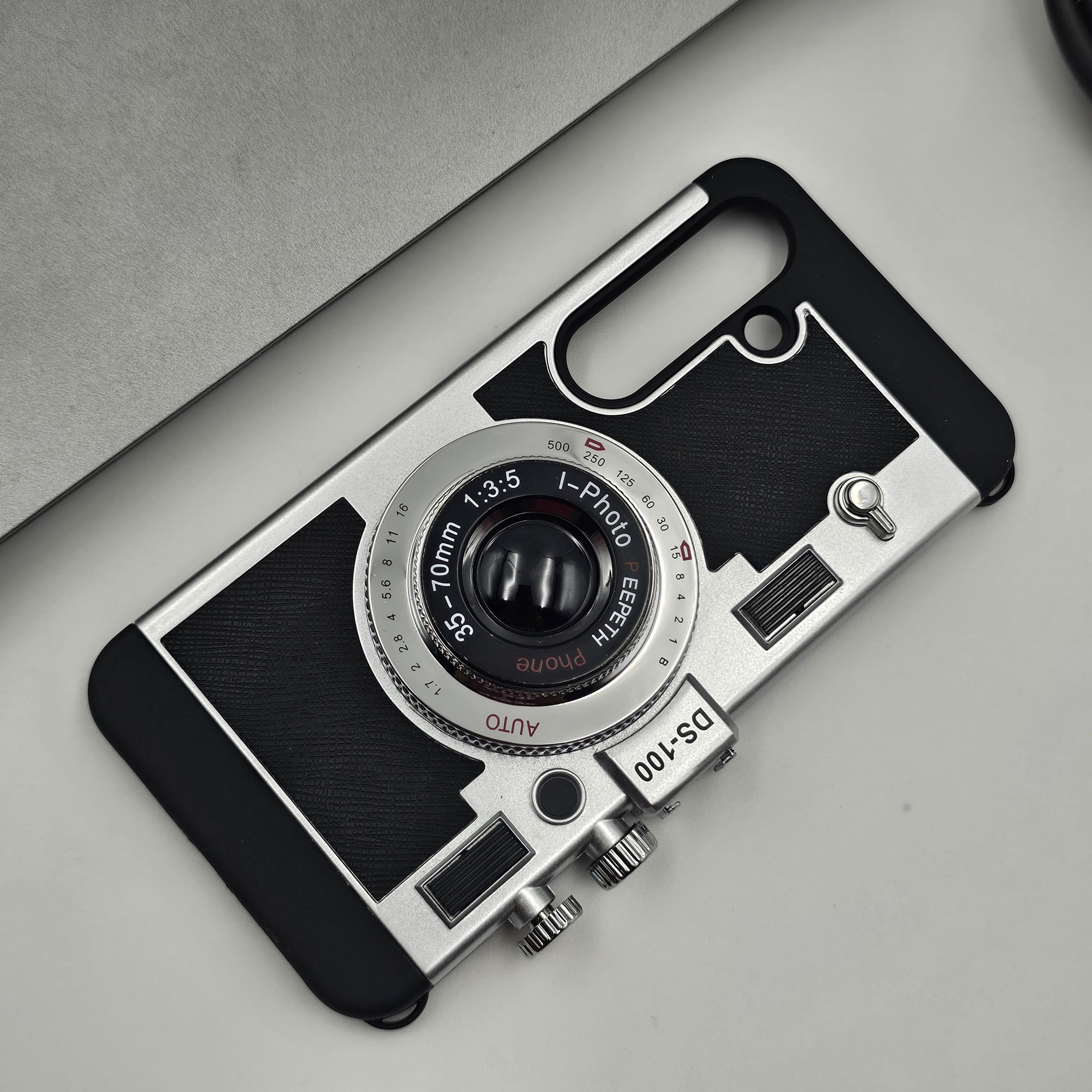 3D Vintage Camera Case for Samsung Galaxy S25 Plus | Retro Designer | Detachable Sling