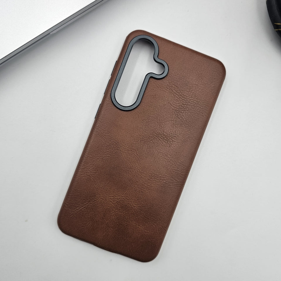 Samsung Galaxy S25 Metal Bump Leather Case