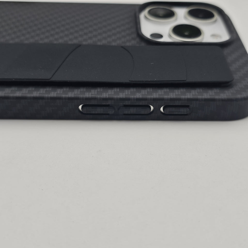 iPhone Carbon Fibre Wristband Matte Case