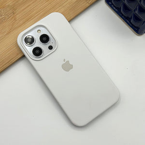 iPhone 15 Series Liquid Silicone Case Cover White